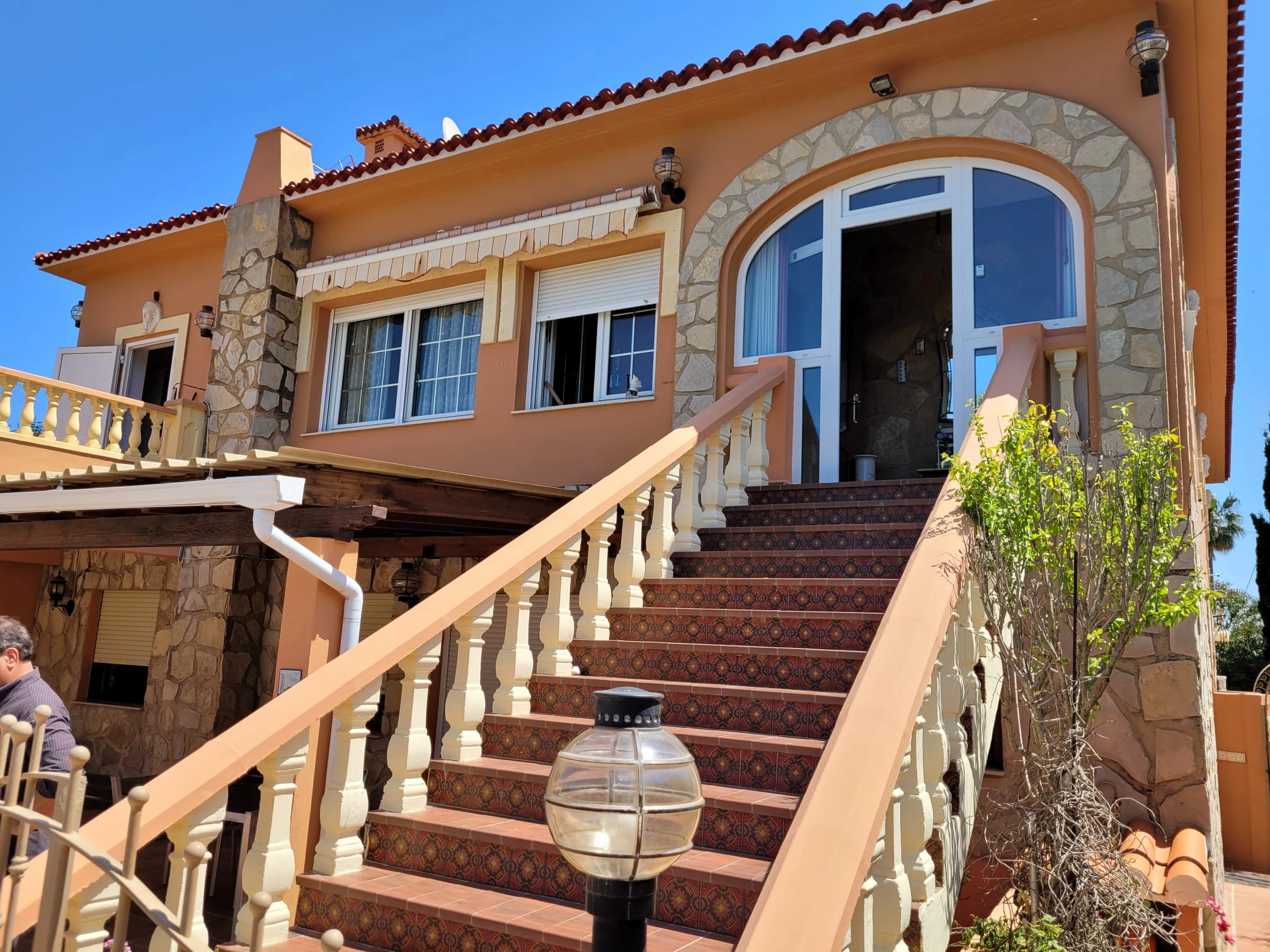 K-BR98486 - Se vende amplio chalet en Denia cerca del centro