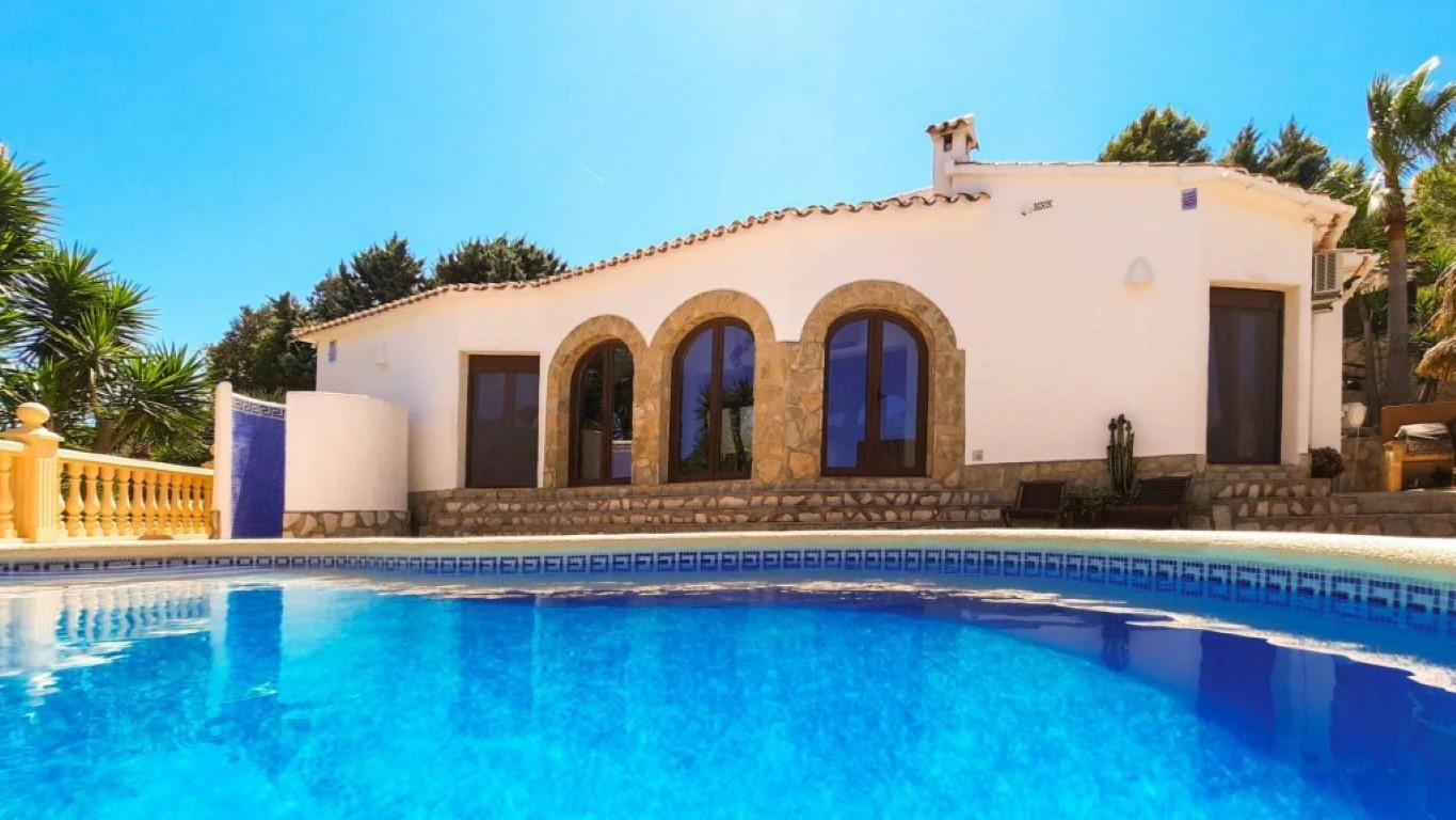 VP65 - Chalets en venta en DENIA