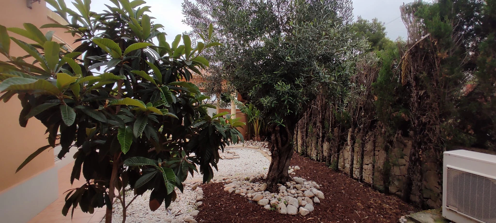 FIC072106 - Gran chalet/villa en venta  muy   amplia  con piscina privada  en Denia