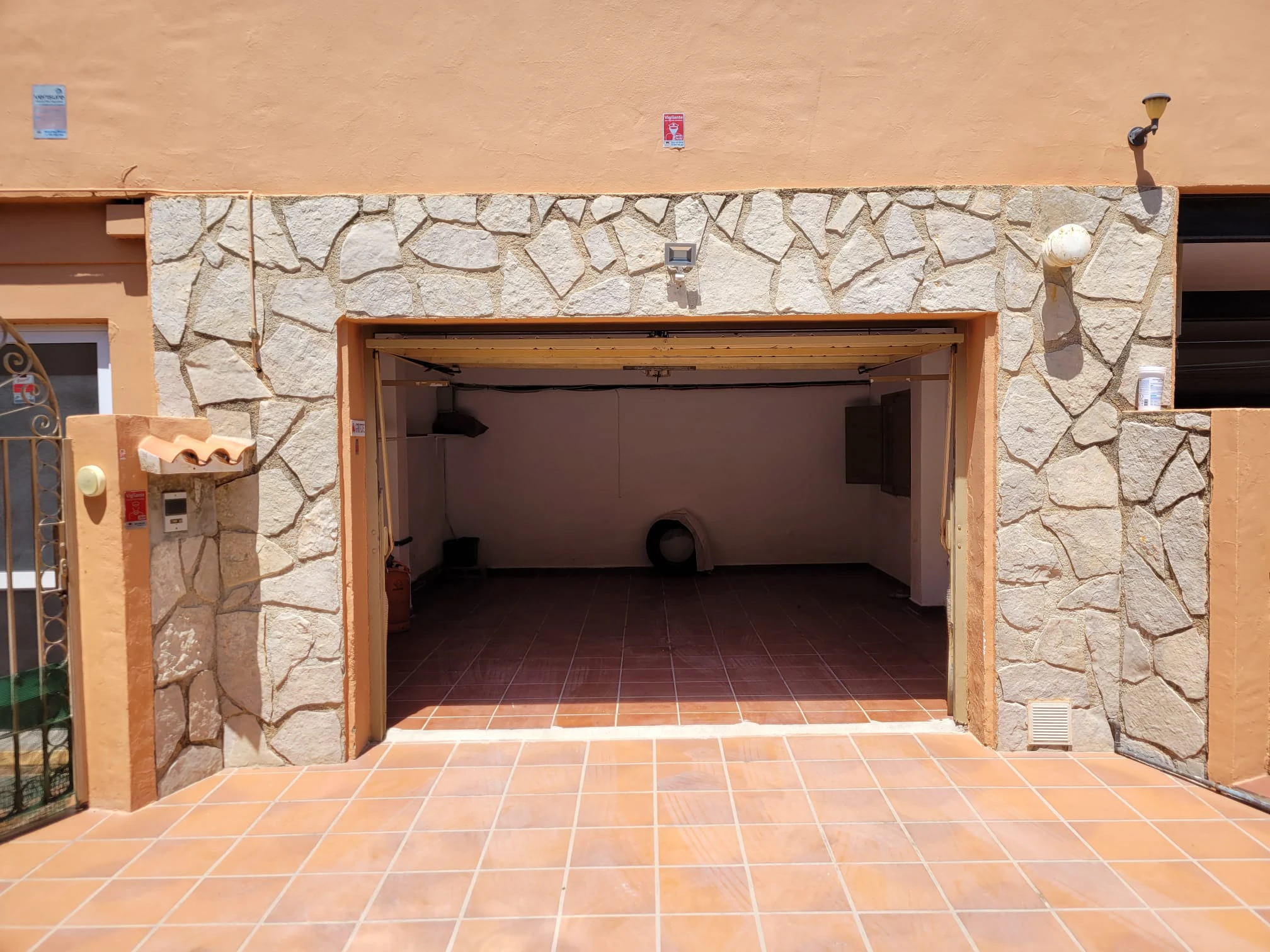 K-BR98486 - Se vende amplio chalet en Denia cerca del centro