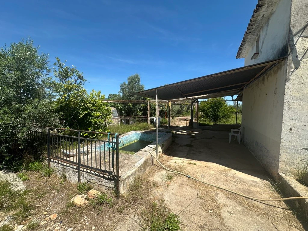 V04 - Casa de campo en venta en Pego.