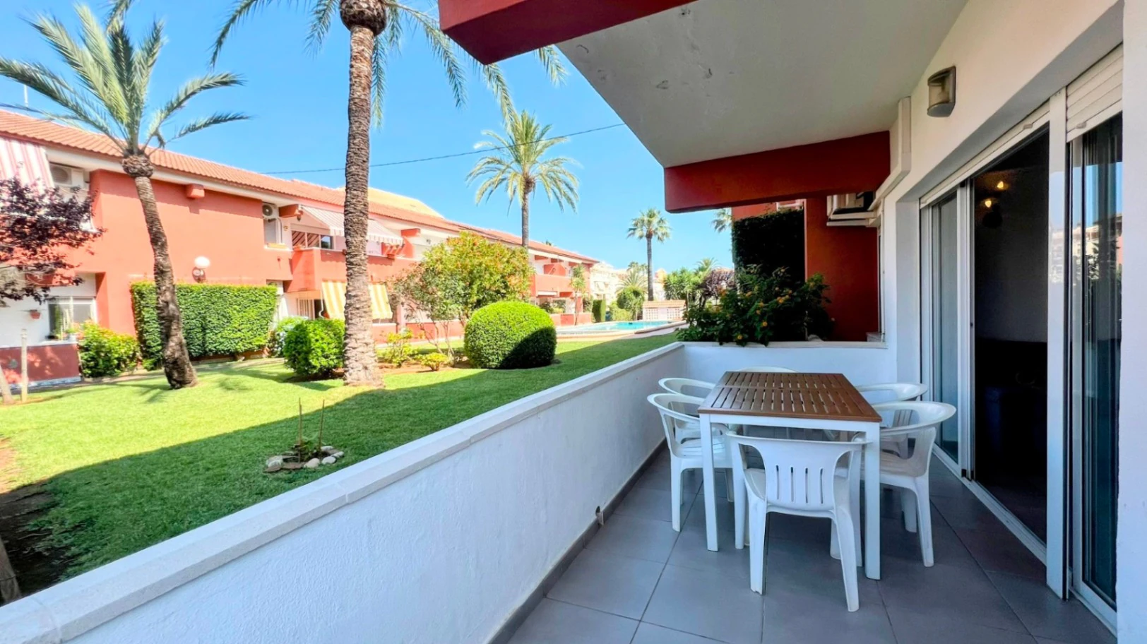 Apartamento amplio en la playa de Denia de 3 dormitorios en venta