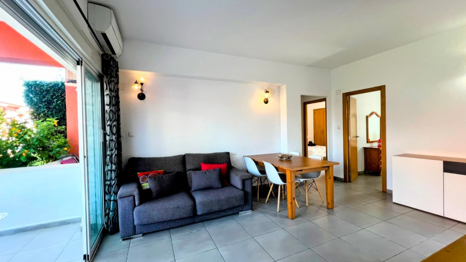 Apartamento amplio en la playa de Denia de 3 dormitorios en venta