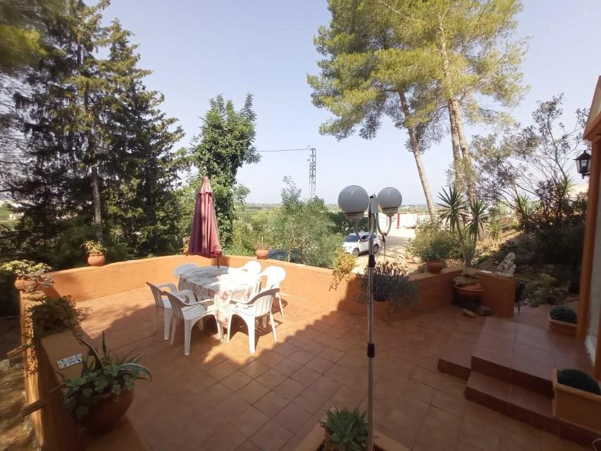VP8 - Chalet en venta en Pedreguer con vistas