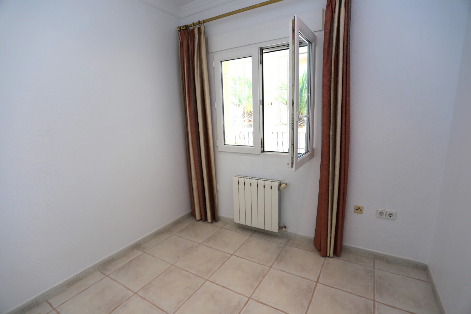 SLM462712 - Villa impresionante, vistas al mar, apartamento independiente en Marquesa VI de Denia