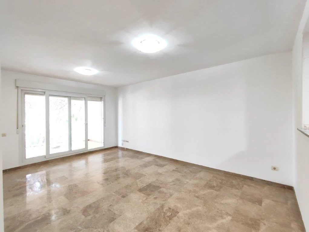 SLM973135 - Amplio Apartamento en 1ª planta en 1ª línea de playa