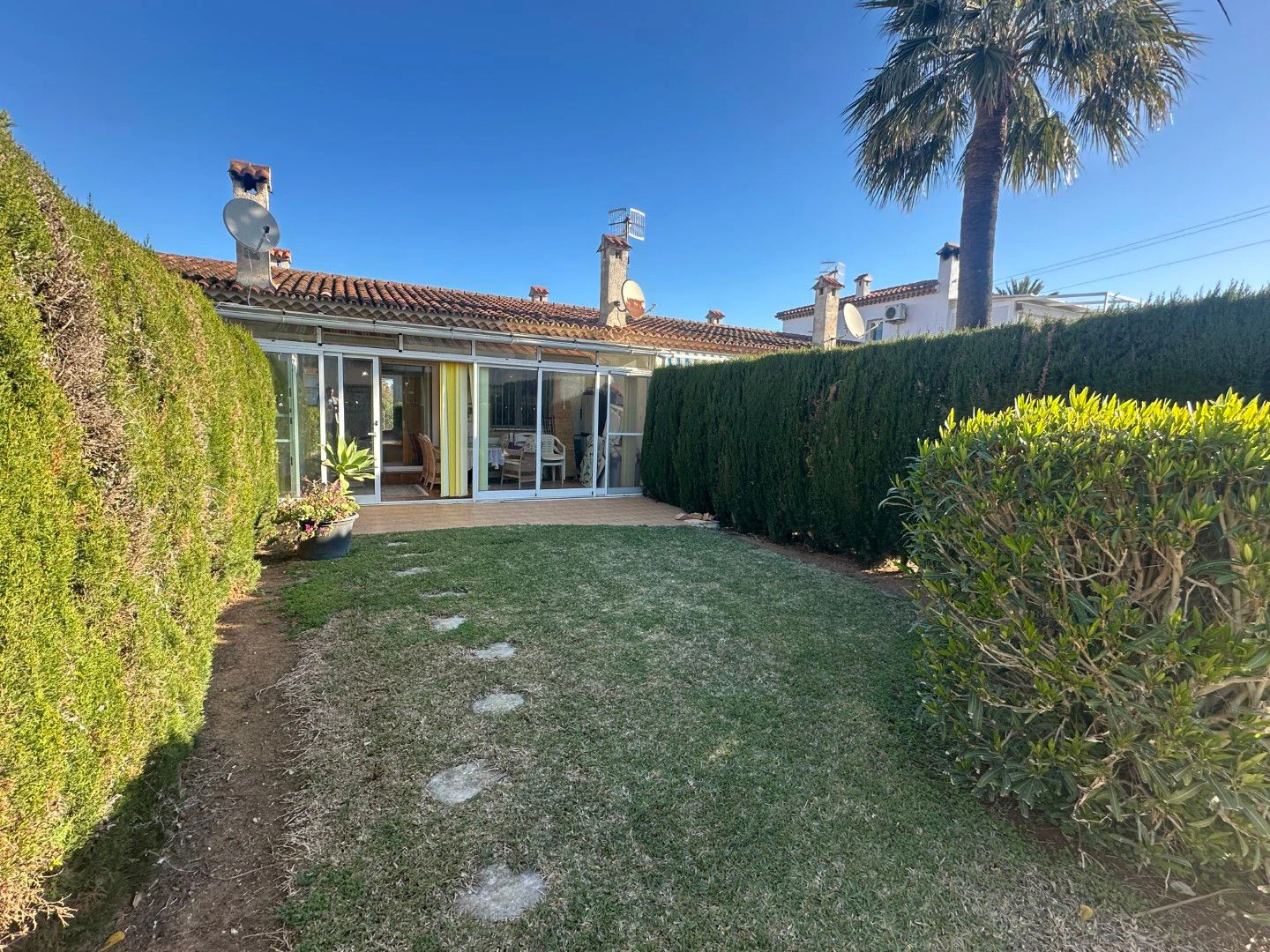 B10 - Bungalow zu verkaufen in La Pedrera, Denia - 2 Schlafzimmer, Gemeinschaftspool