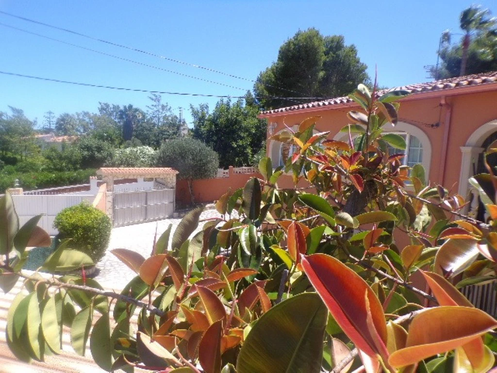 VP08 - Chalet en venta en Denia (Alicante) en zona tranquila cerca de Denia