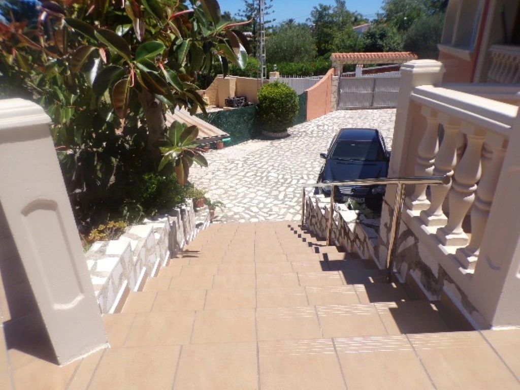 VP08 - Chalet en venta en Denia (Alicante) en zona tranquila cerca de Denia