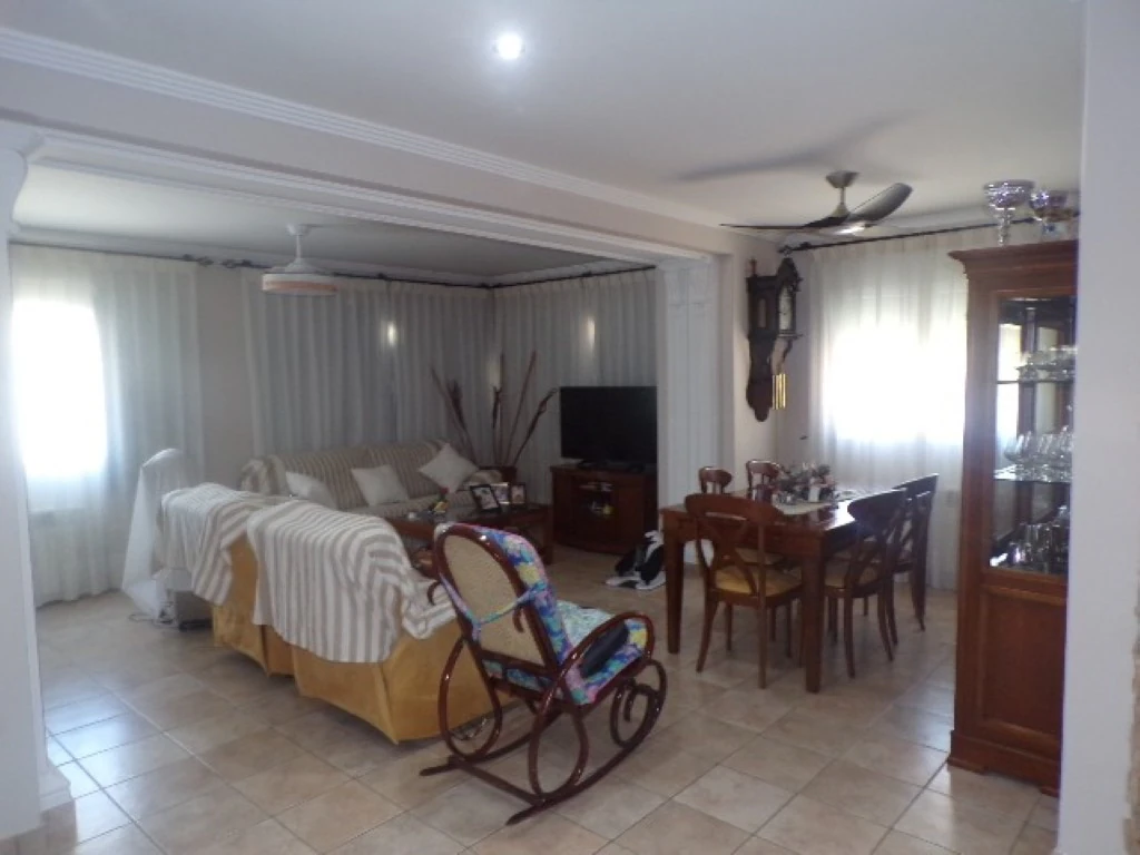 VP08 - Chalet en venta en Denia (Alicante) en zona tranquila cerca de Denia