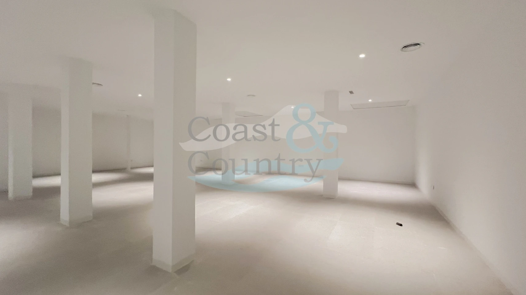 Spectacular villa for sale in Calpe.