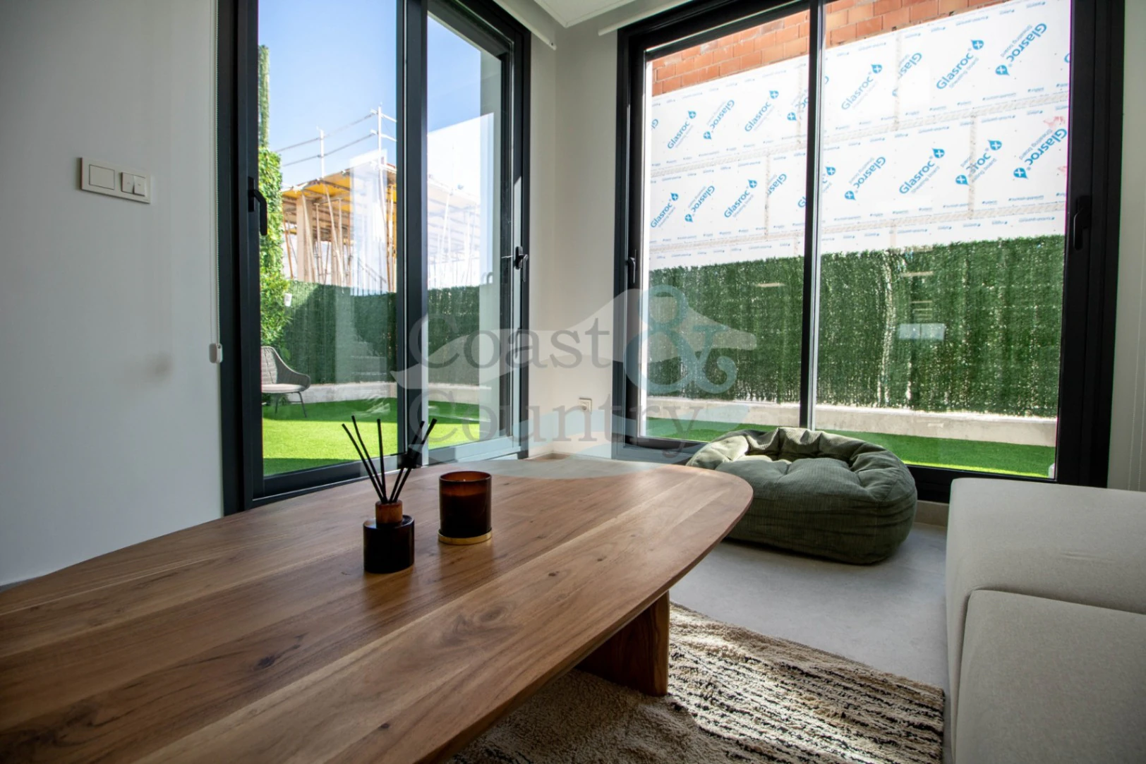 Modern Villa with Pool and Garden in Finestrat