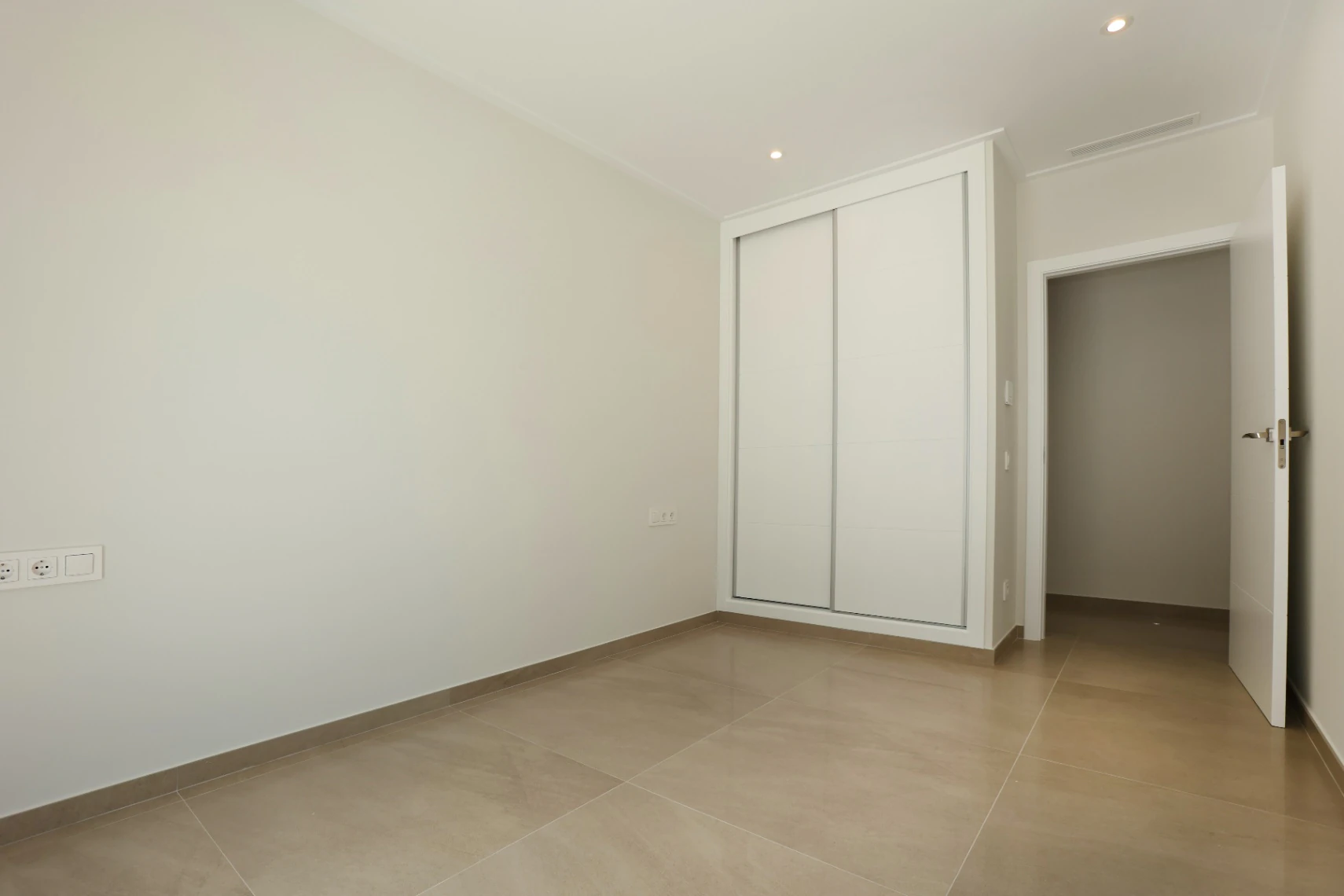 Stunning new build 4 bedroom villa for sale in Benissa.