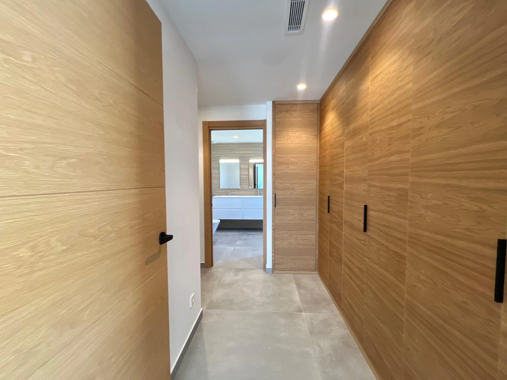 Exclusieve moderne villa te koop in Moraira