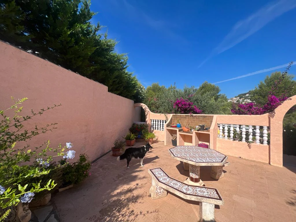 Belle Villa À Moraira