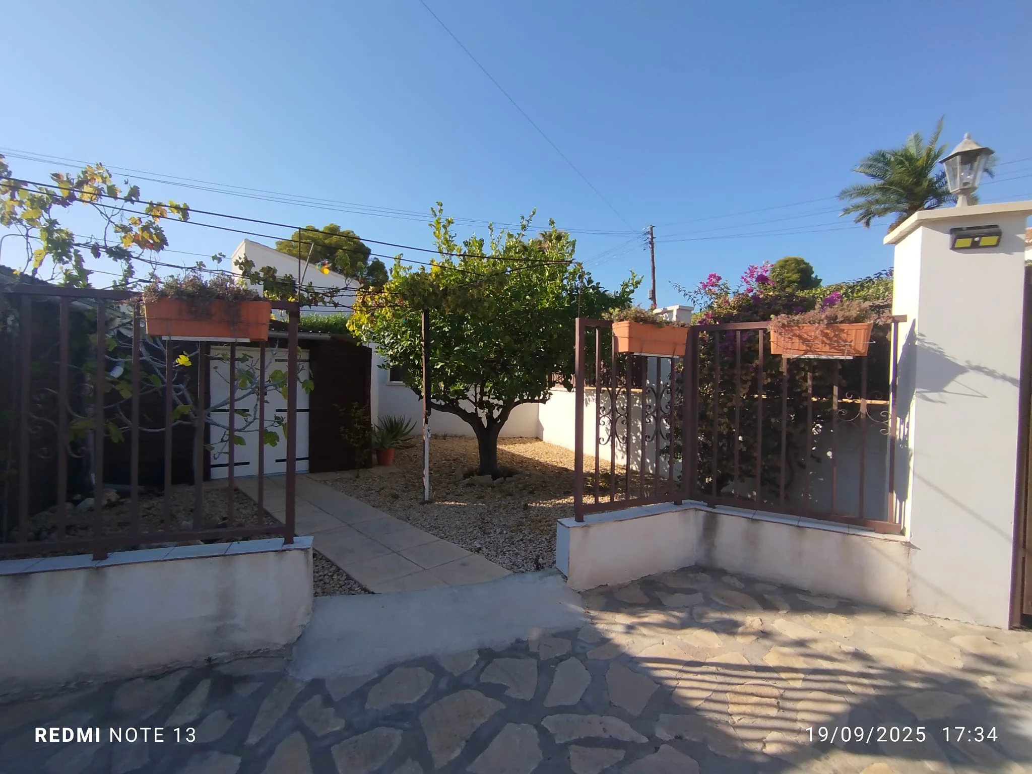 Villa for sale with 3 bedrooms and a pool in Calpe, Alicante.