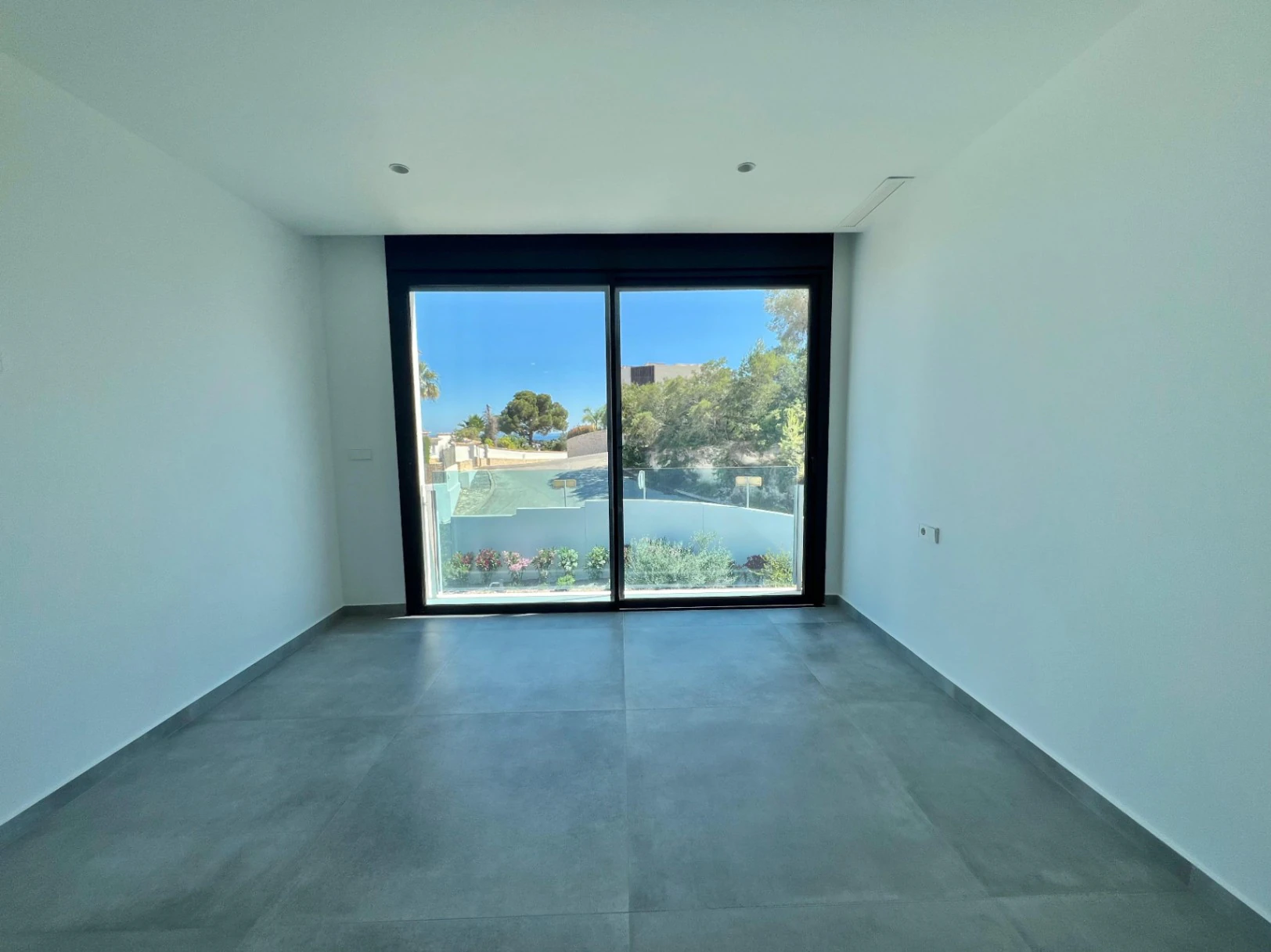 Exclusieve moderne villa te koop in Moraira