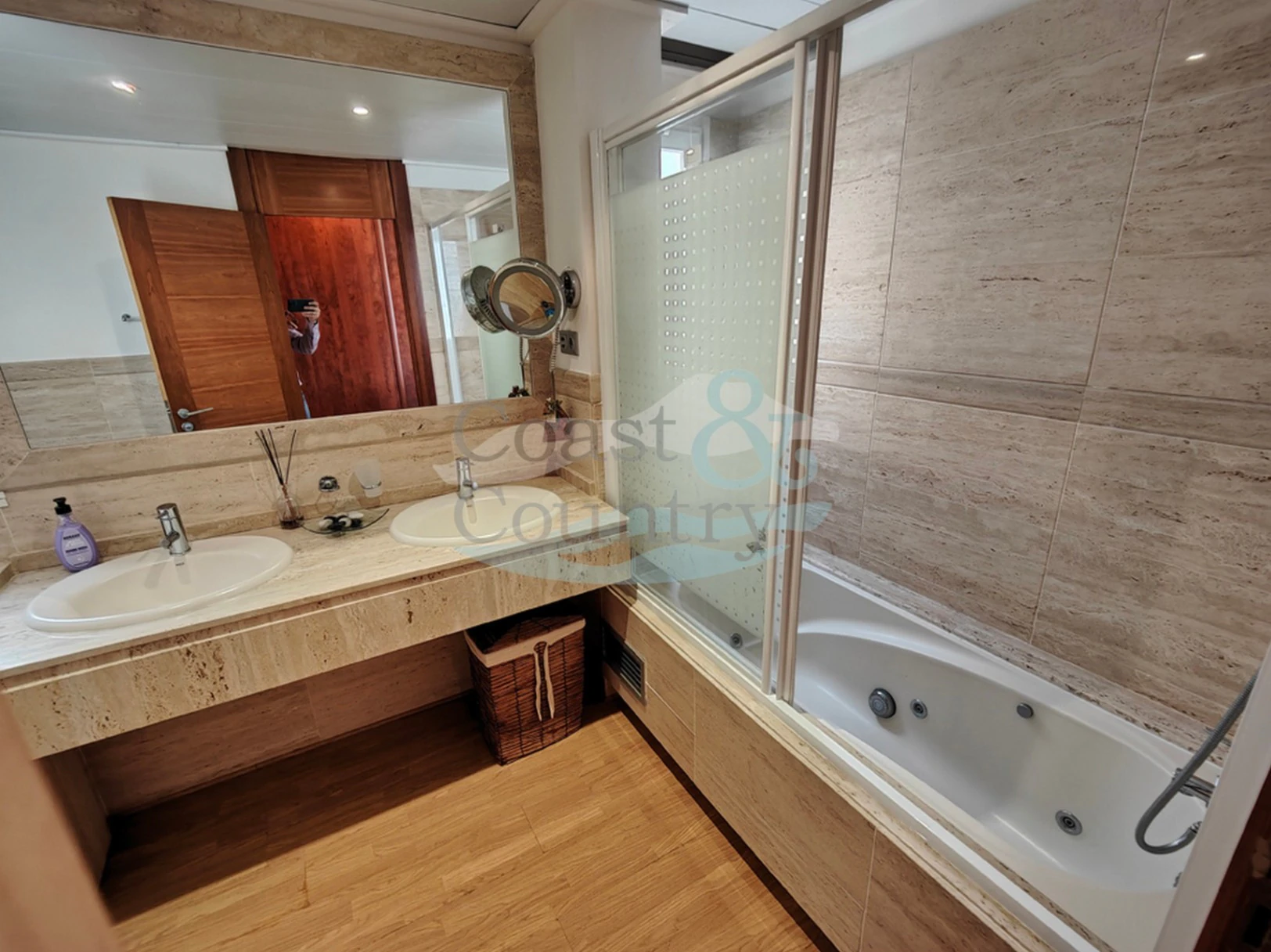 Magnificent modern-style house in Calpe