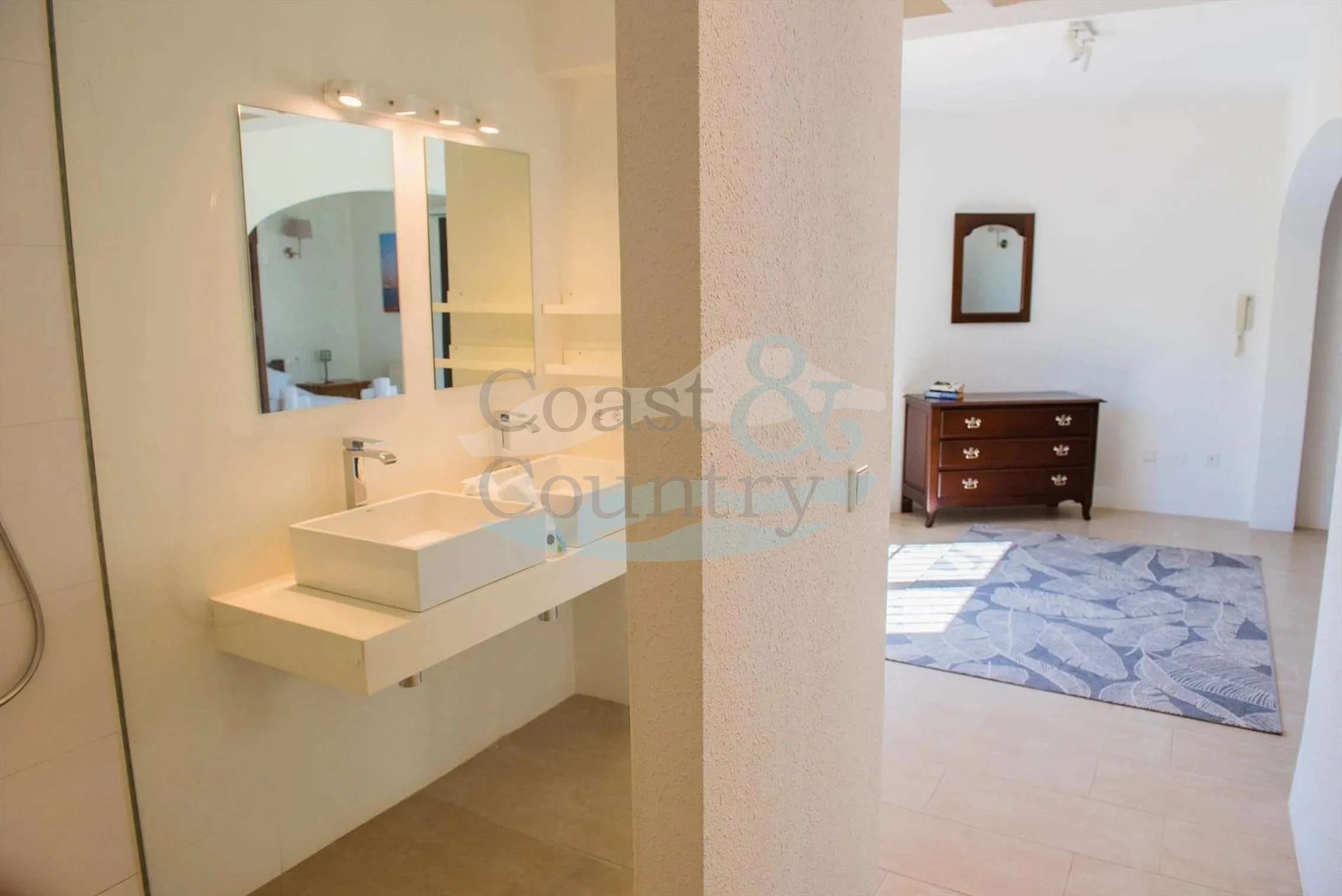 Sea View Villa For Sale in Moraira