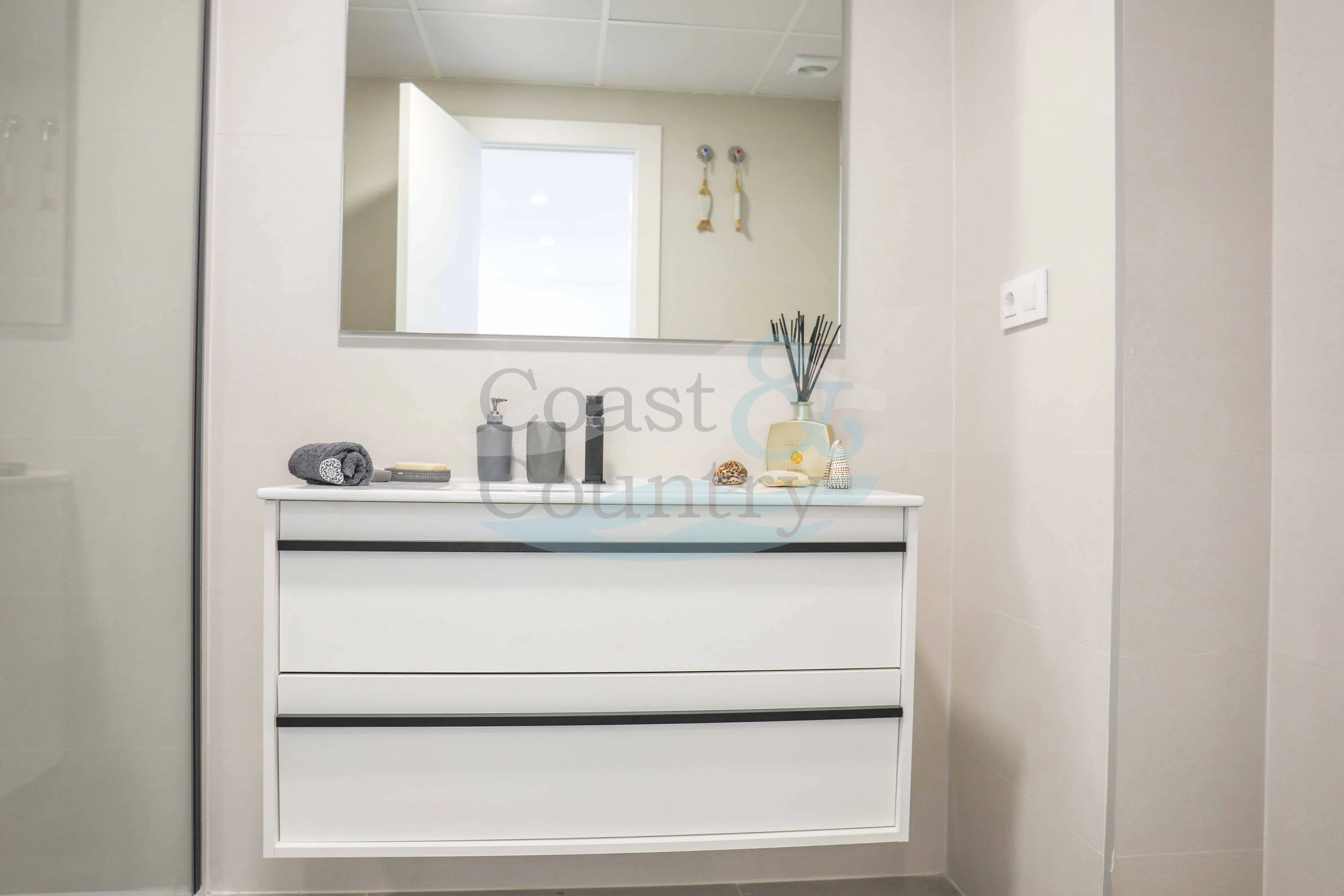 Elegant ground floor flat with private garden Dénia