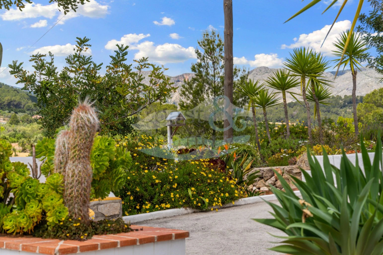 Stunning villa for sale in Murla