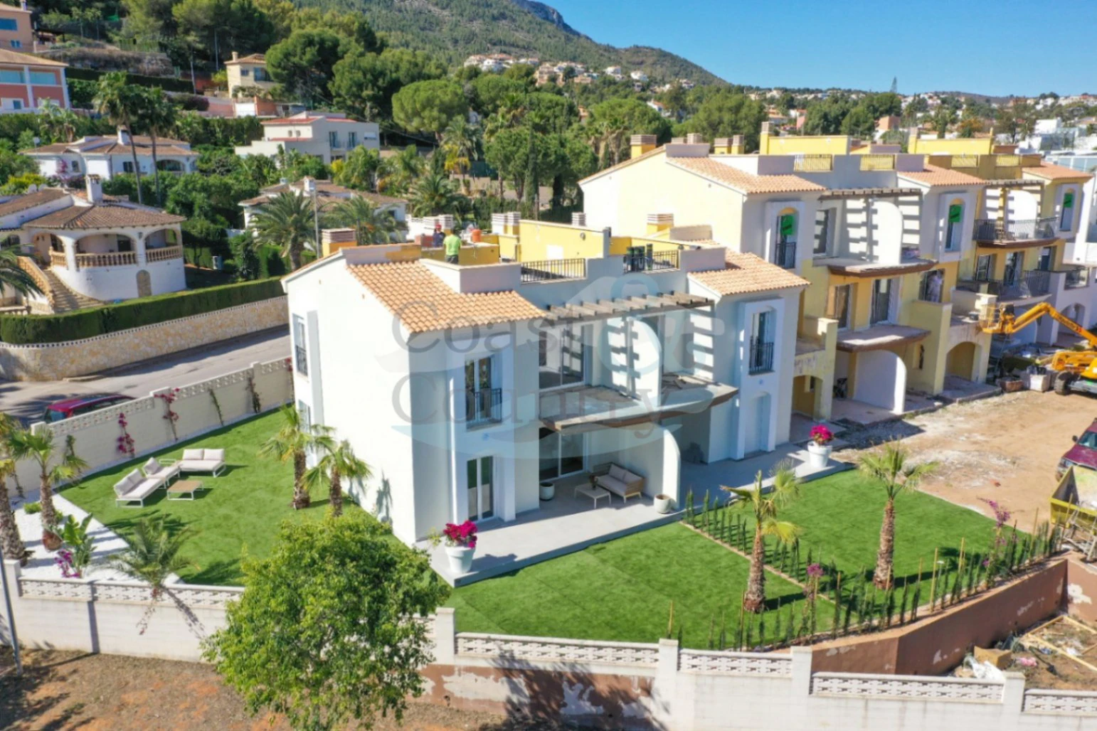Elegant ground floor flat with private garden Dénia