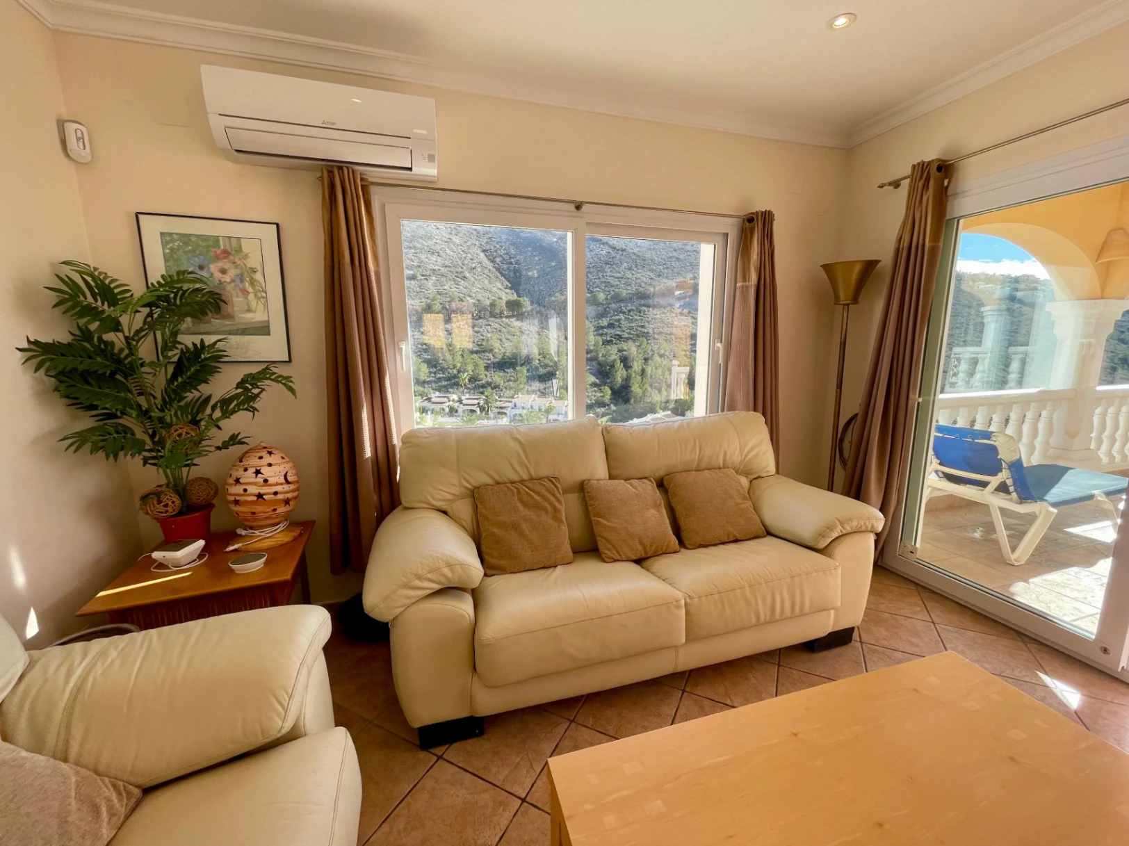 Your Mediterranean retreat. Villa with sea views in Benitachell