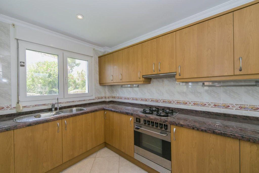 Charming 3-Bedroom Casa with Private Pool in Calpe