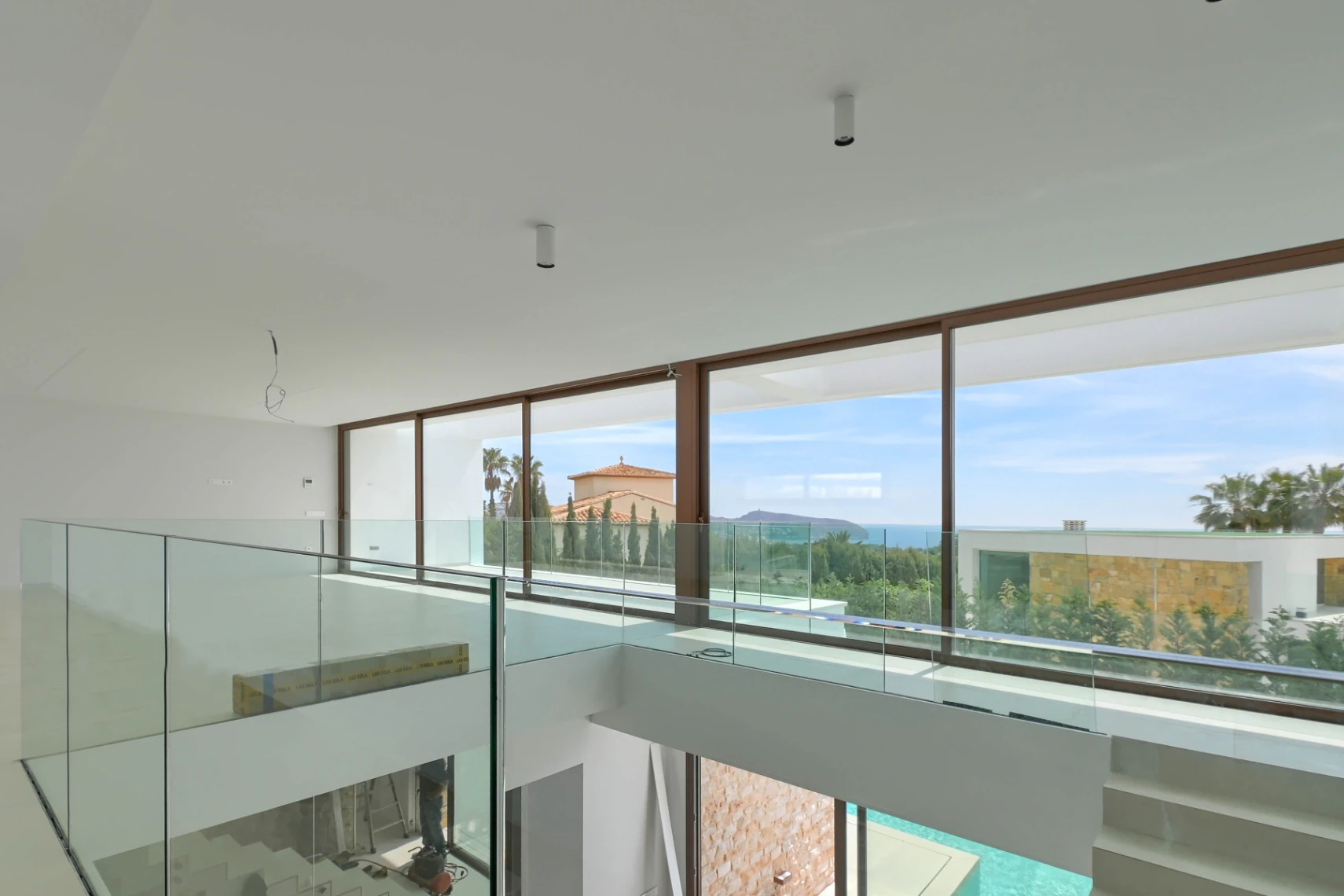 Fantastisk villa med 4 sovrum och 4 badrum i Moraira