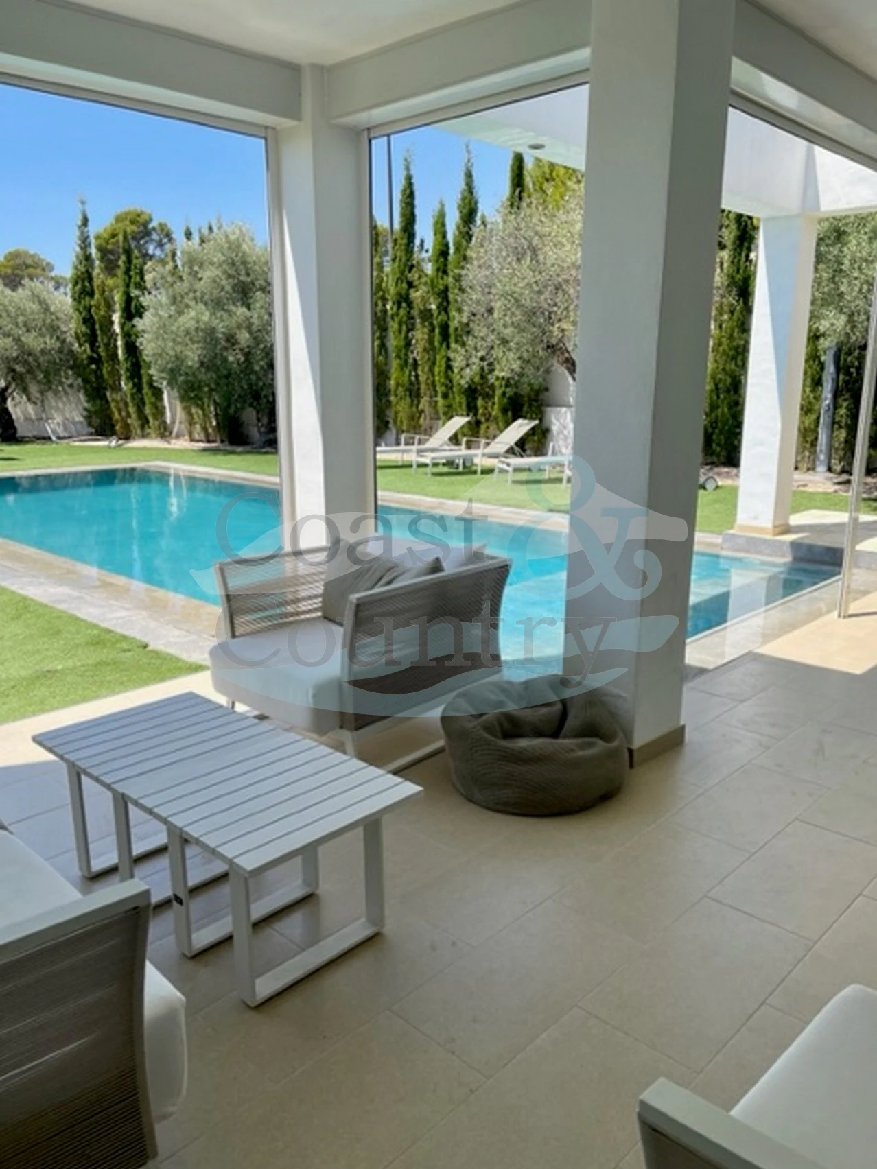 Élégante villa moderne à Altea la Vella vue sur la mer