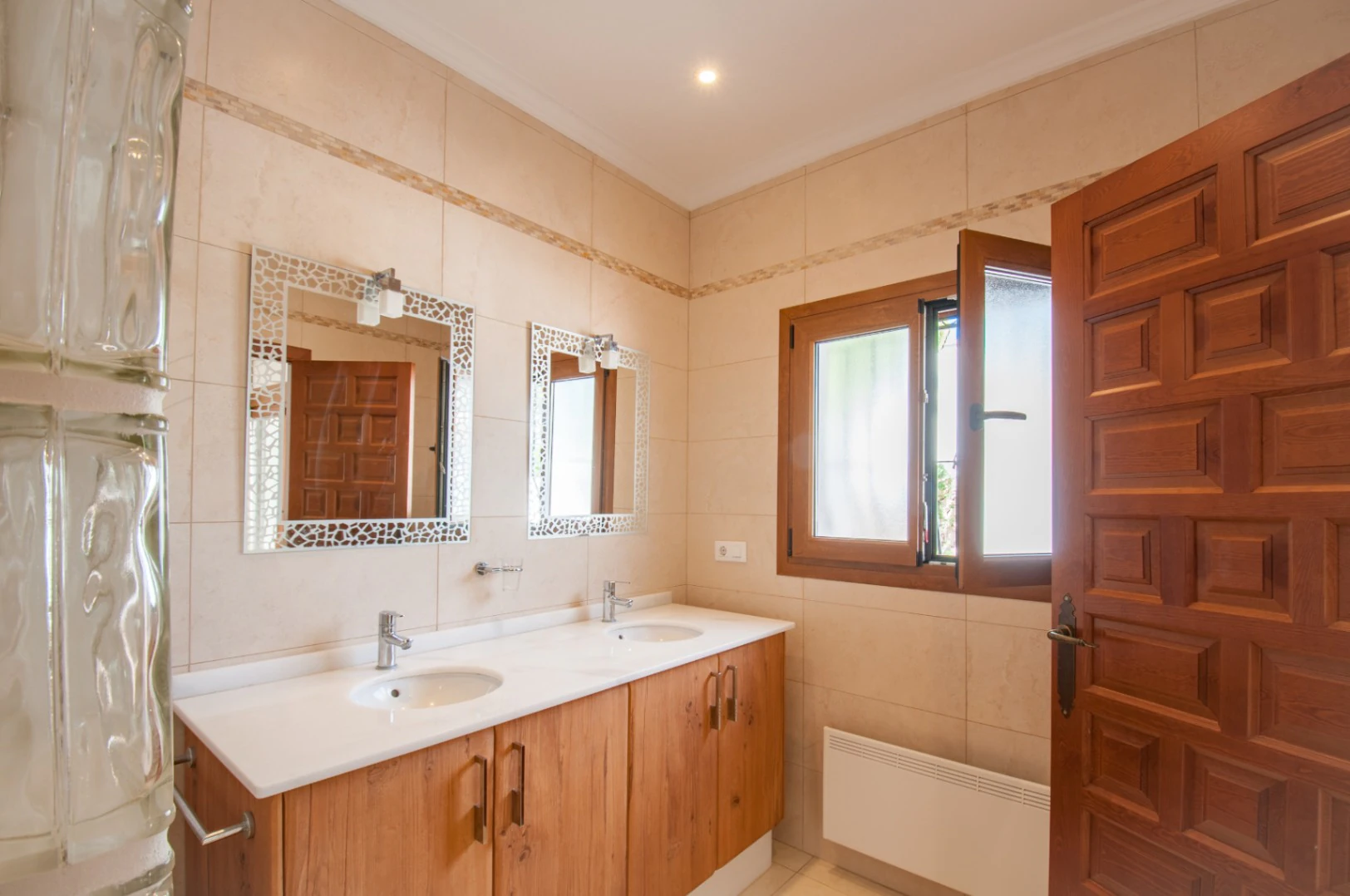 Exquisite villa with Sea views Moraira