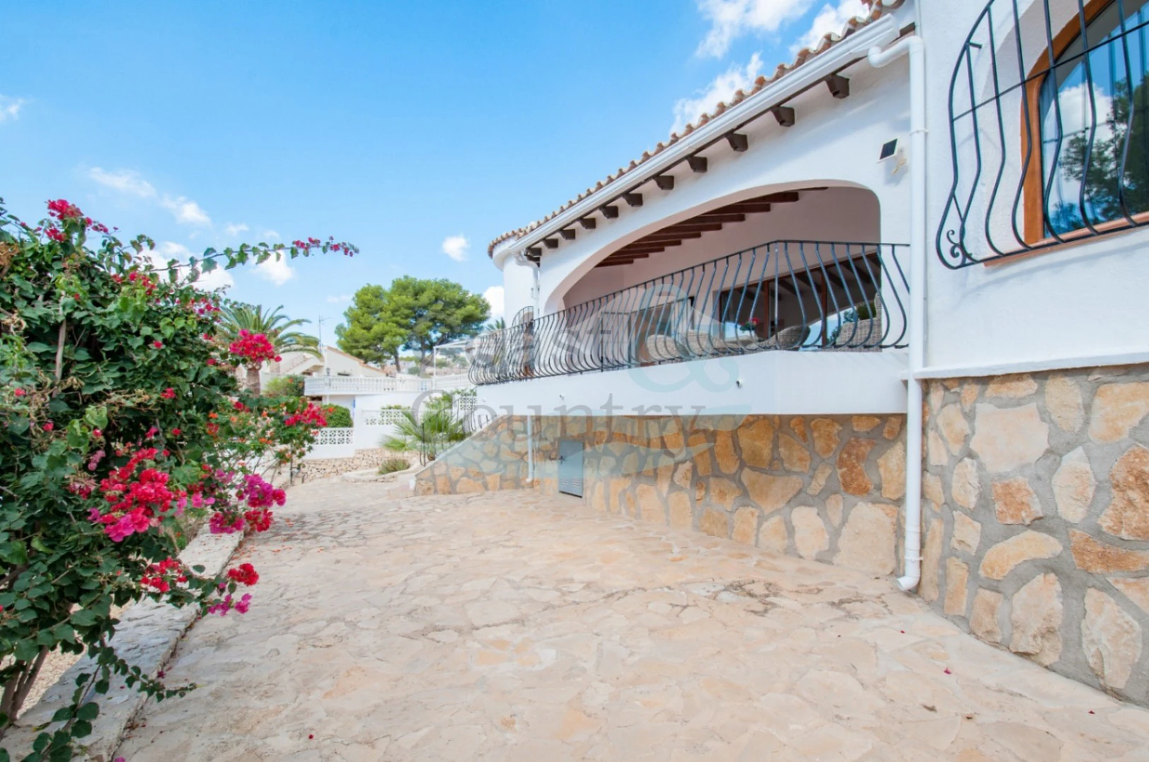 Exquisite villa with Sea views Moraira