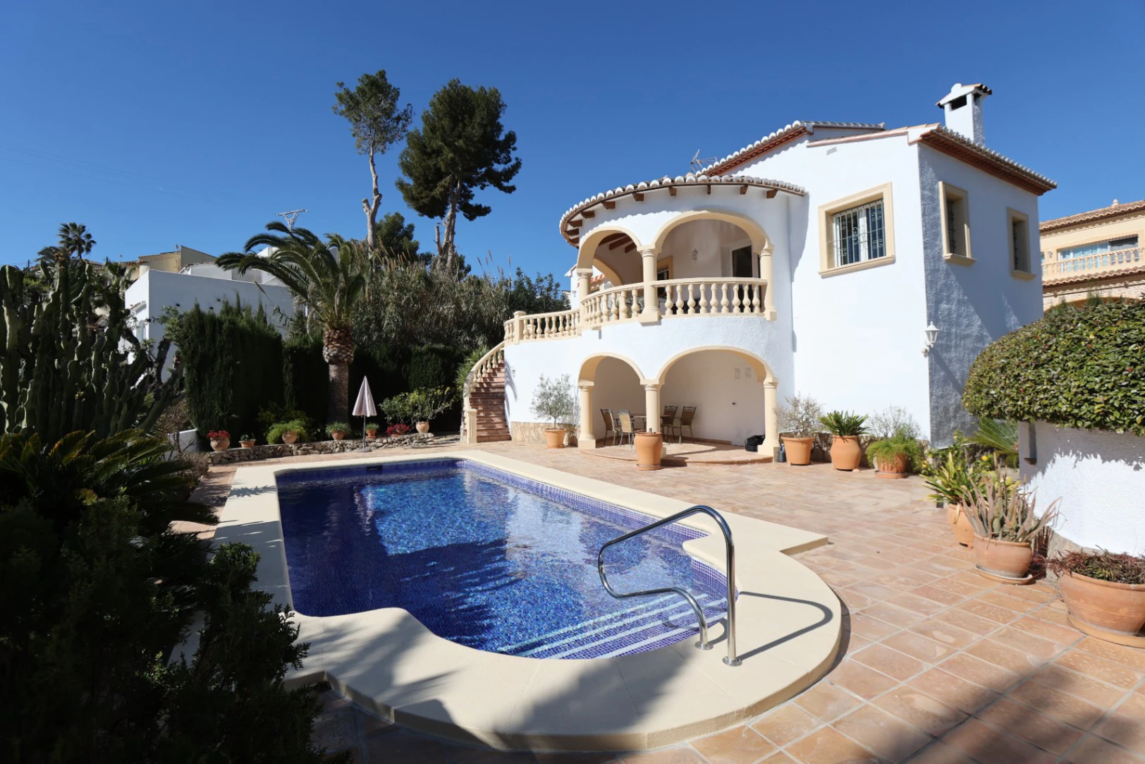 Zweistöckige Villa in Benissa