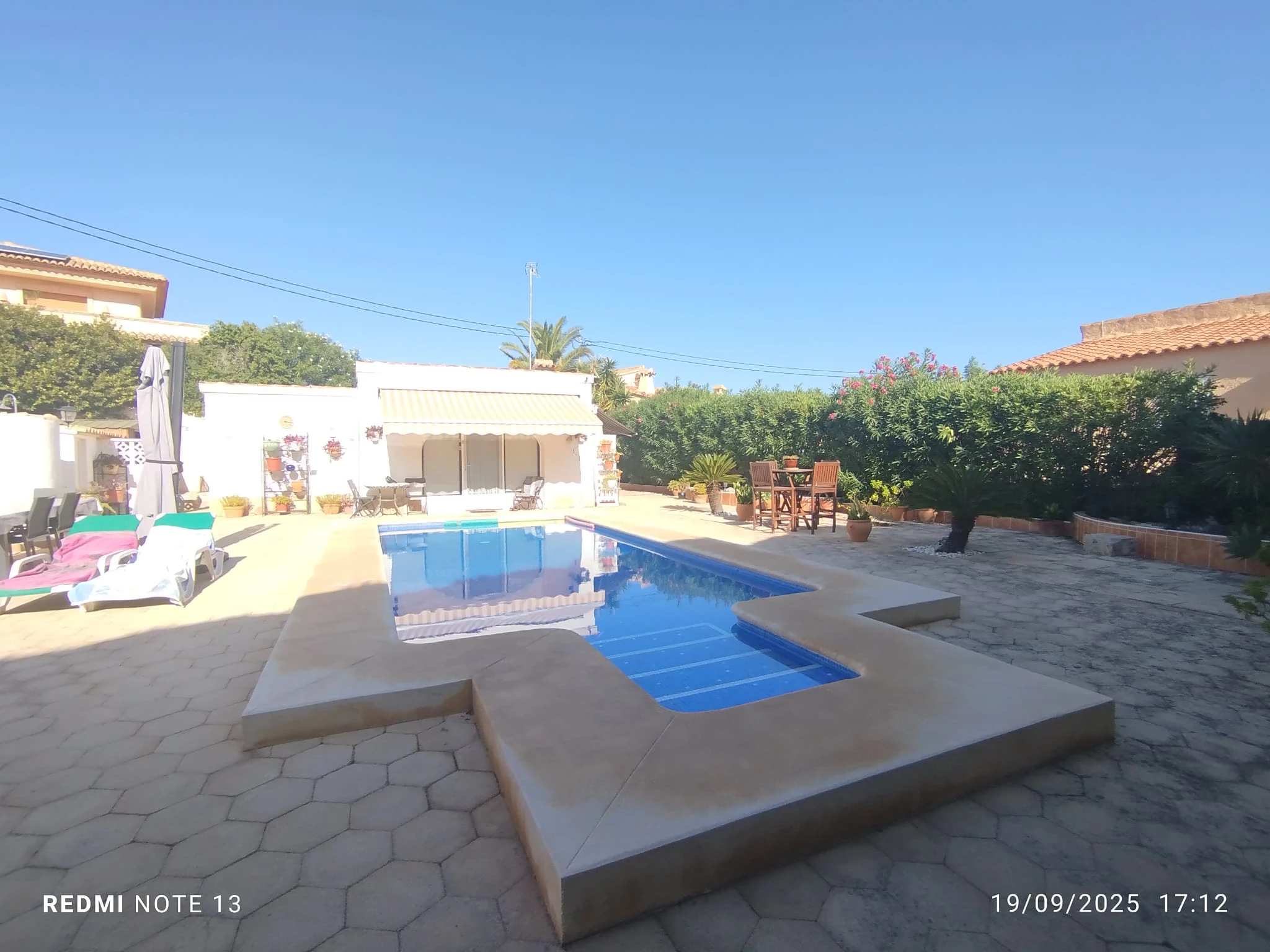 Villa for sale with 3 bedrooms and a pool in Calpe, Alicante.