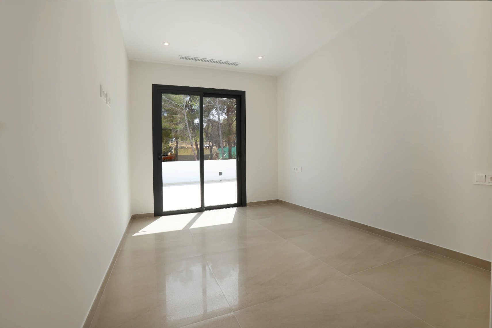 Stunning new build 4 bedroom villa for sale in Benissa.