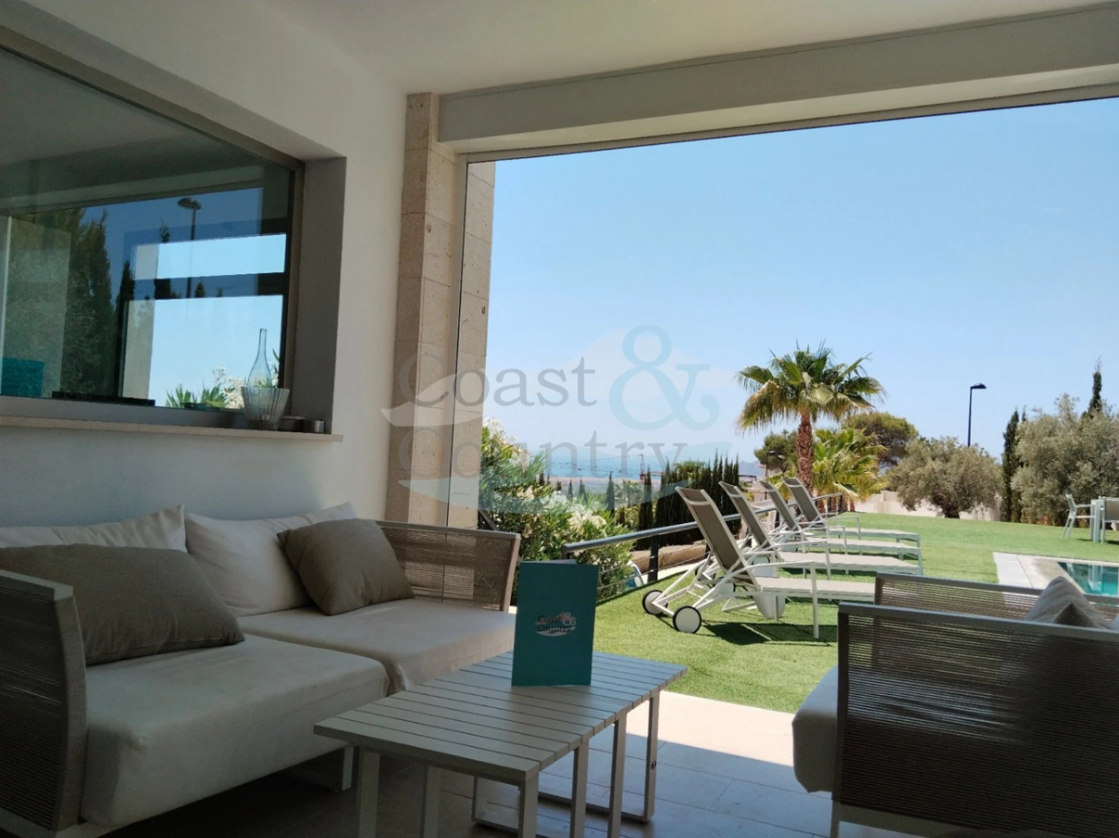 Élégante villa moderne à Altea la Vella vue sur la mer