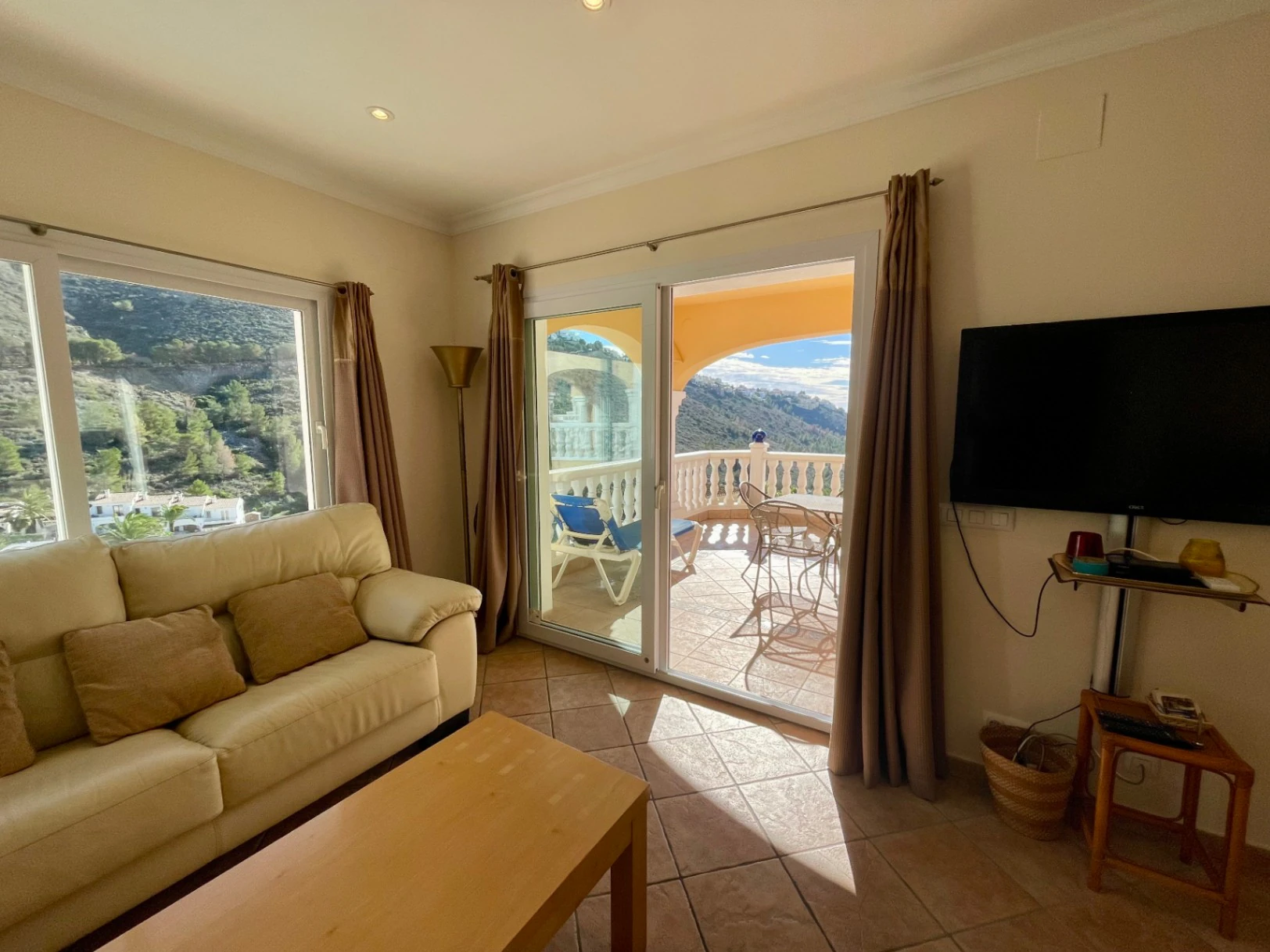 Your Mediterranean retreat. Villa with sea views in Benitachell