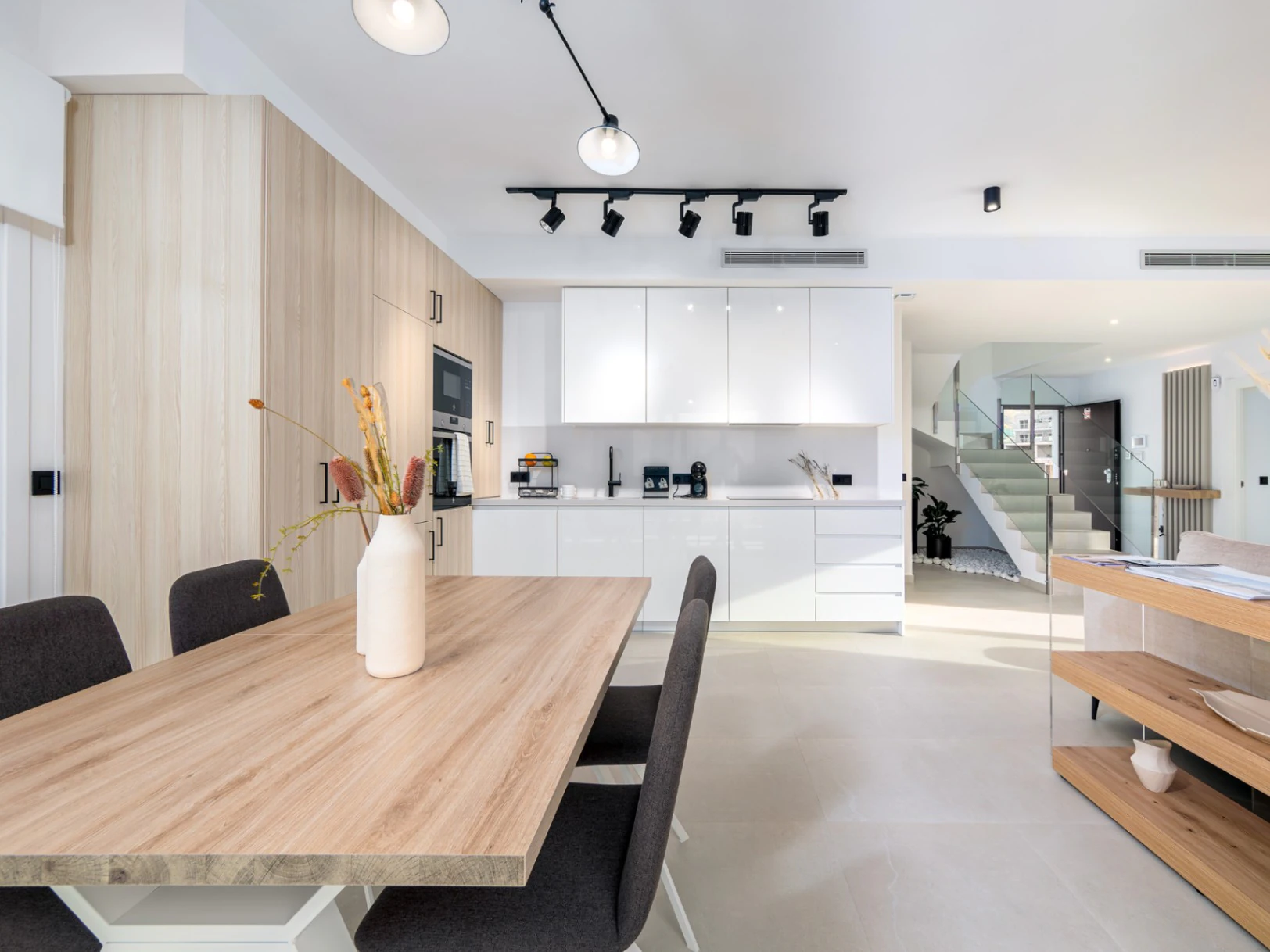 Luxurious Independent Villas with Contemporary Design