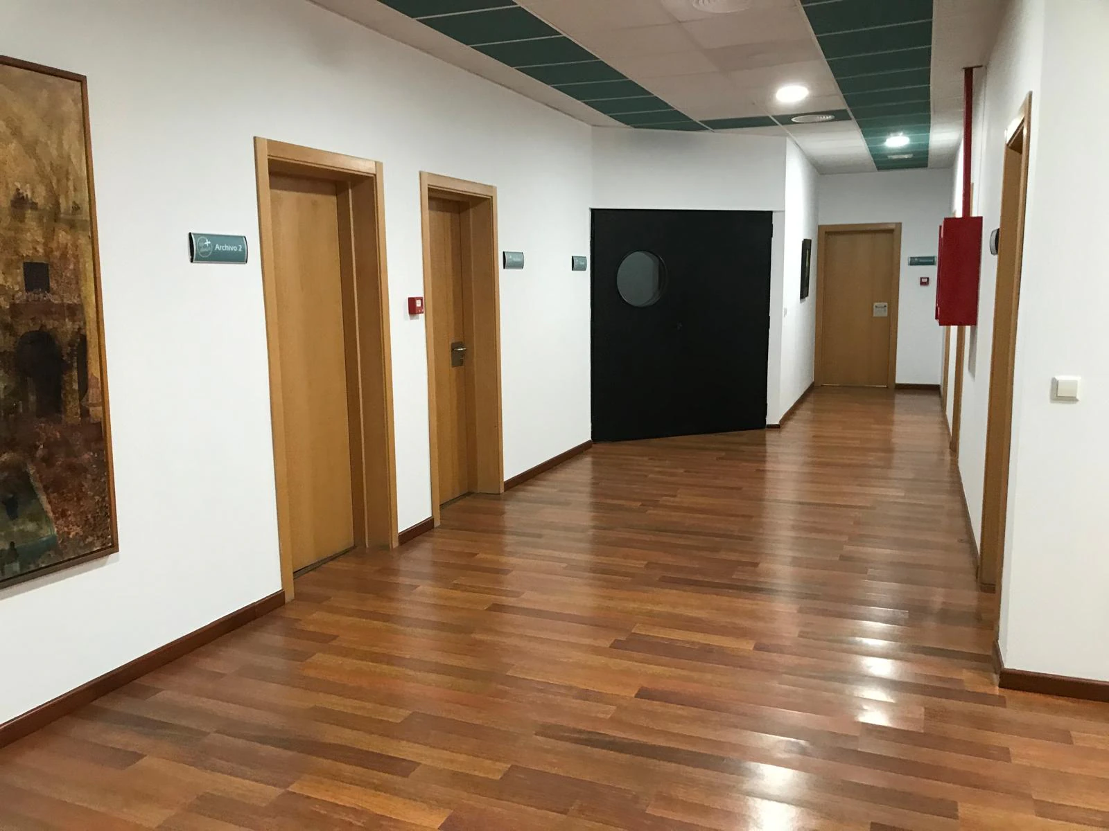 GREAT COMMERCIAL SPACE OPPORTUNITY FOR MULTIPLE USES WITH AN INCREDIBLE LOCATION