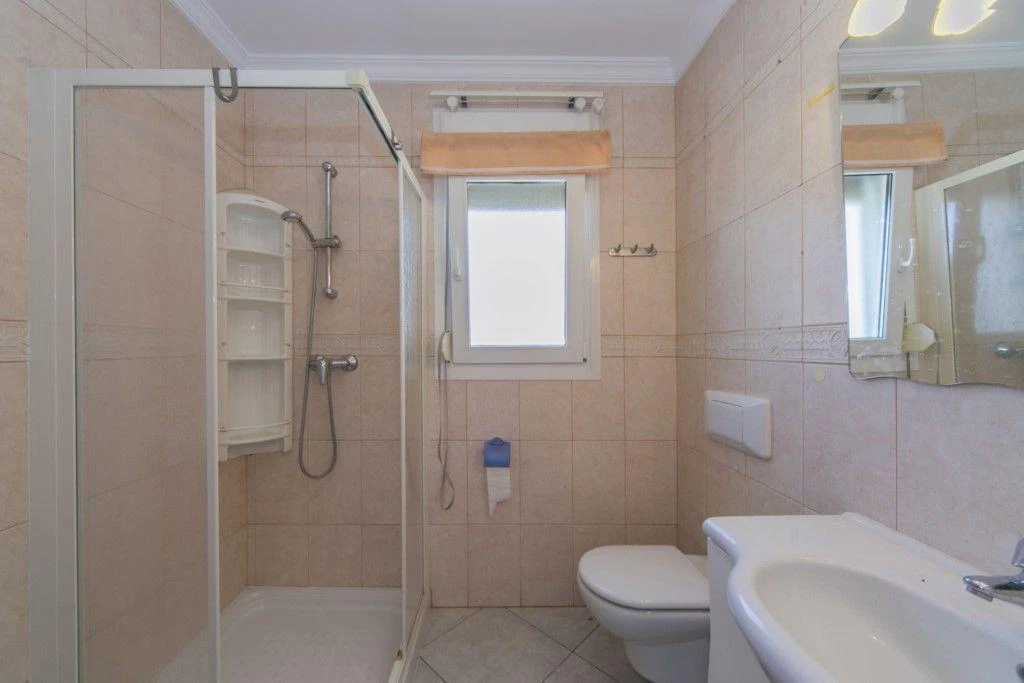 Charming 3-Bedroom Casa with Private Pool in Calpe