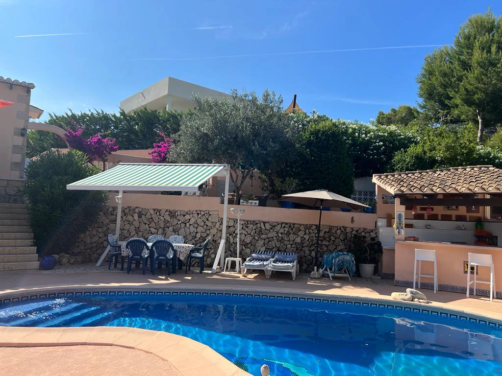 Belle Villa À Moraira