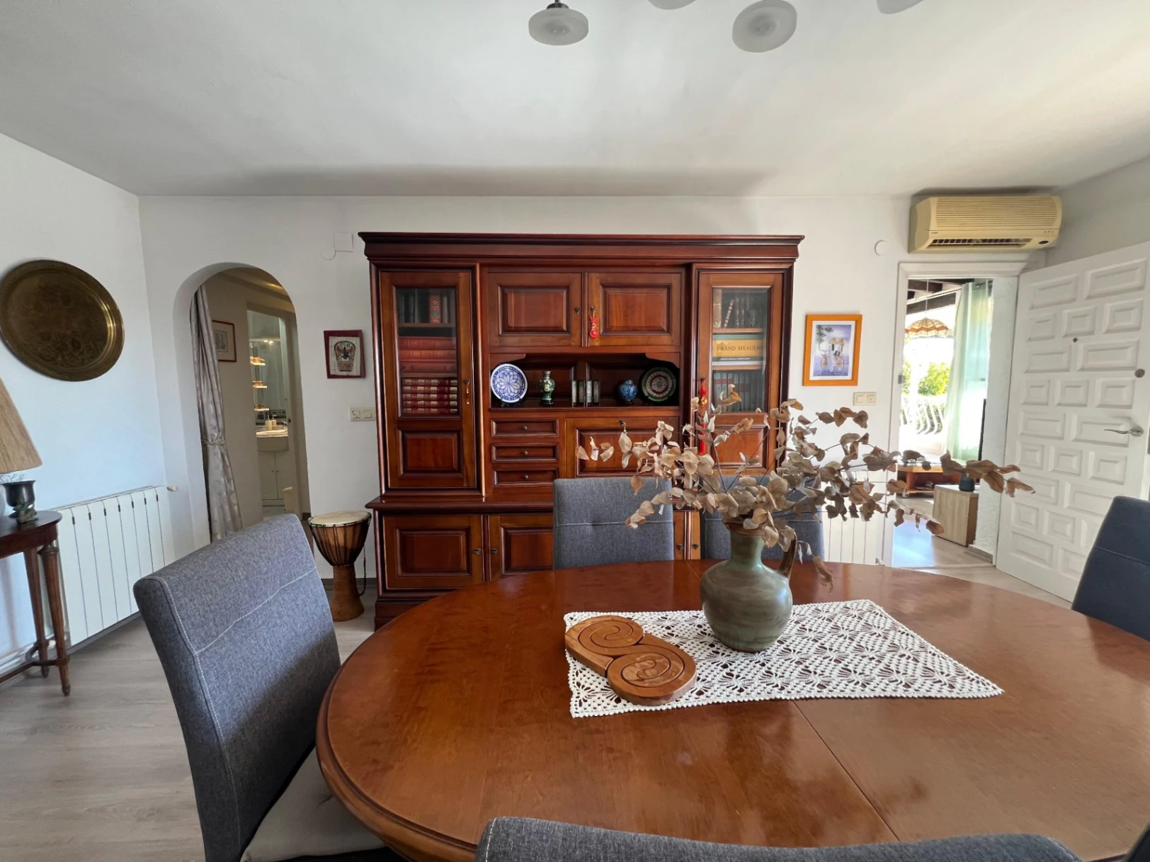 Vente de villa traditionnelle de 4 chambres avec piscine à Benissa