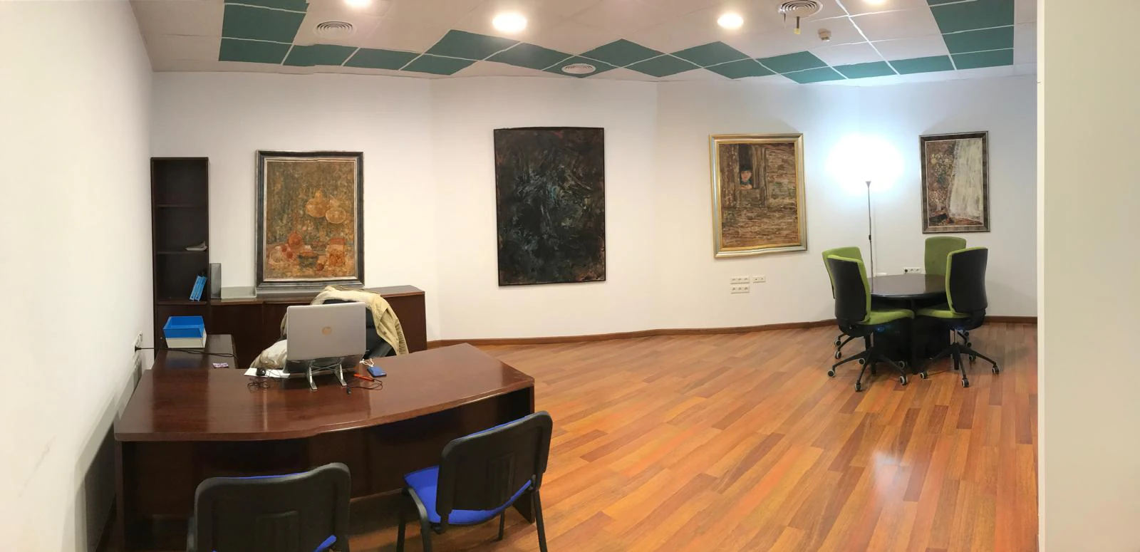 GREAT COMMERCIAL SPACE OPPORTUNITY FOR MULTIPLE USES WITH AN INCREDIBLE LOCATION