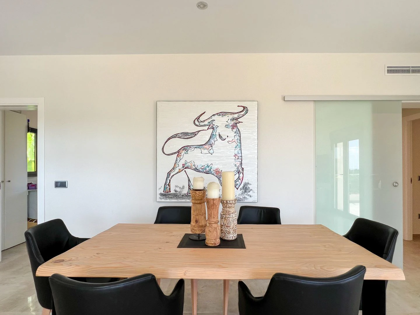 Modern villa for sale with sea view in Moraira