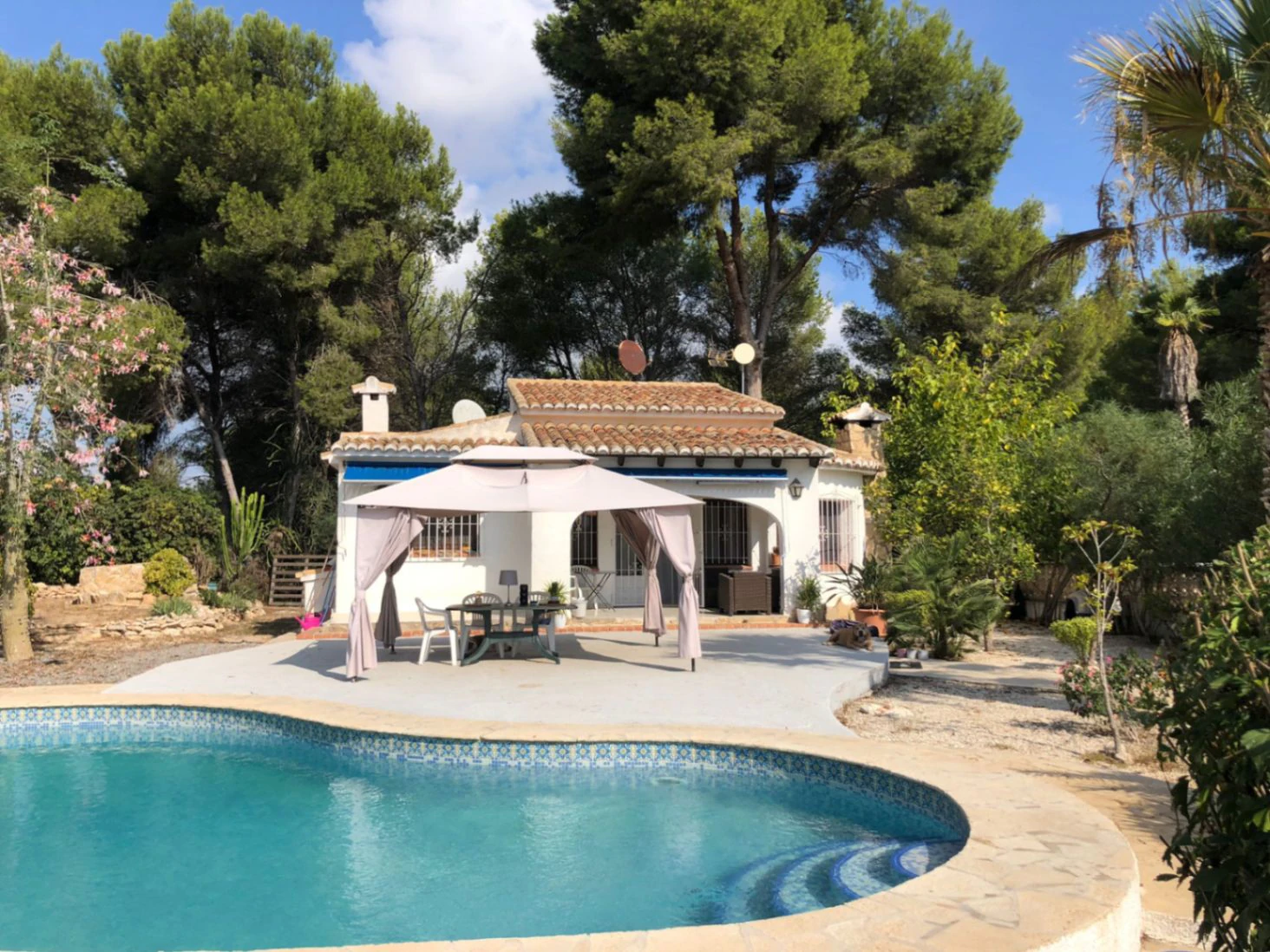 Villa To Reform for sale in Moraira