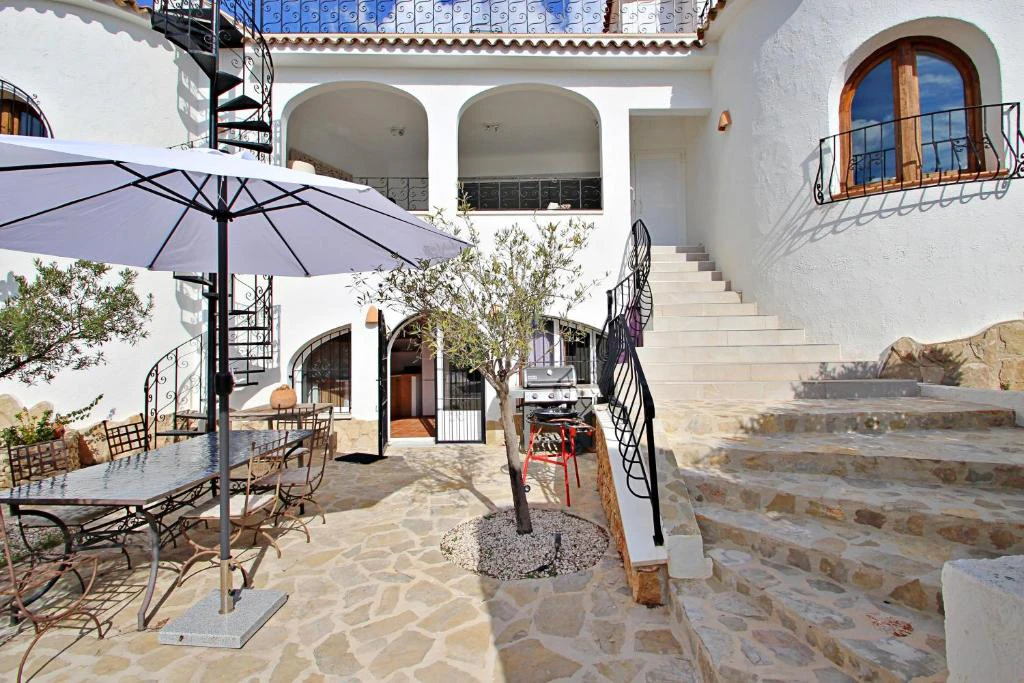 Charming Villa for sale in Moraira