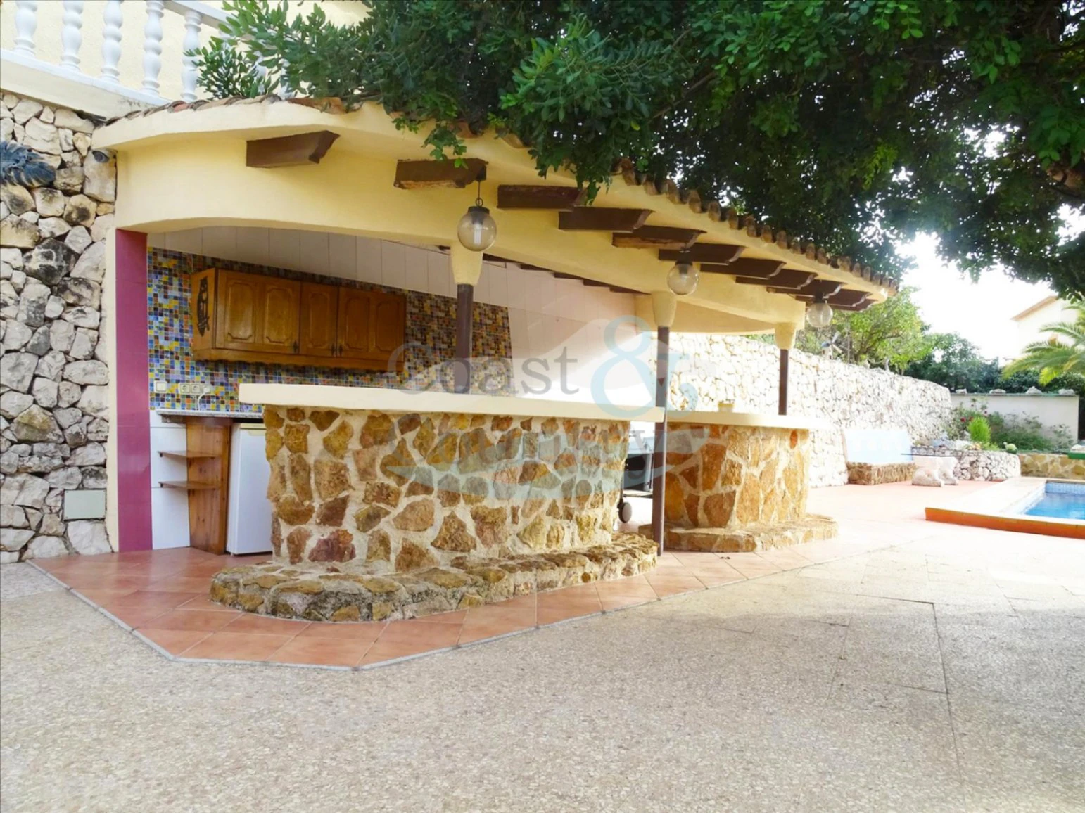 Villa with Independent Apartments and Panoramic Views