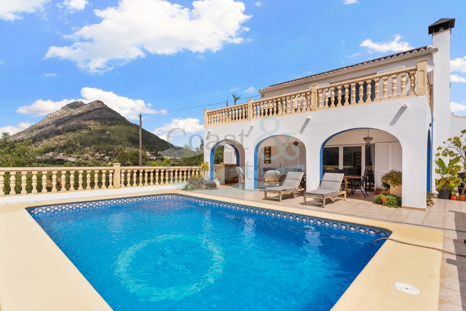 Stunning villa for sale in Murla