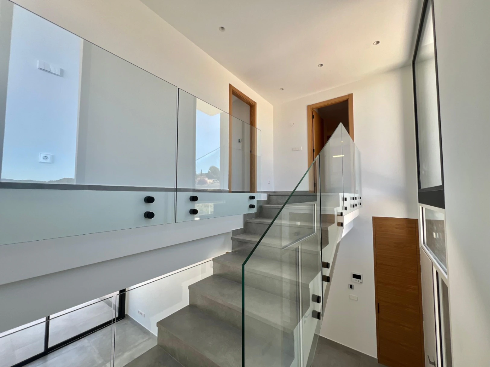 Exclusieve moderne villa te koop in Moraira
