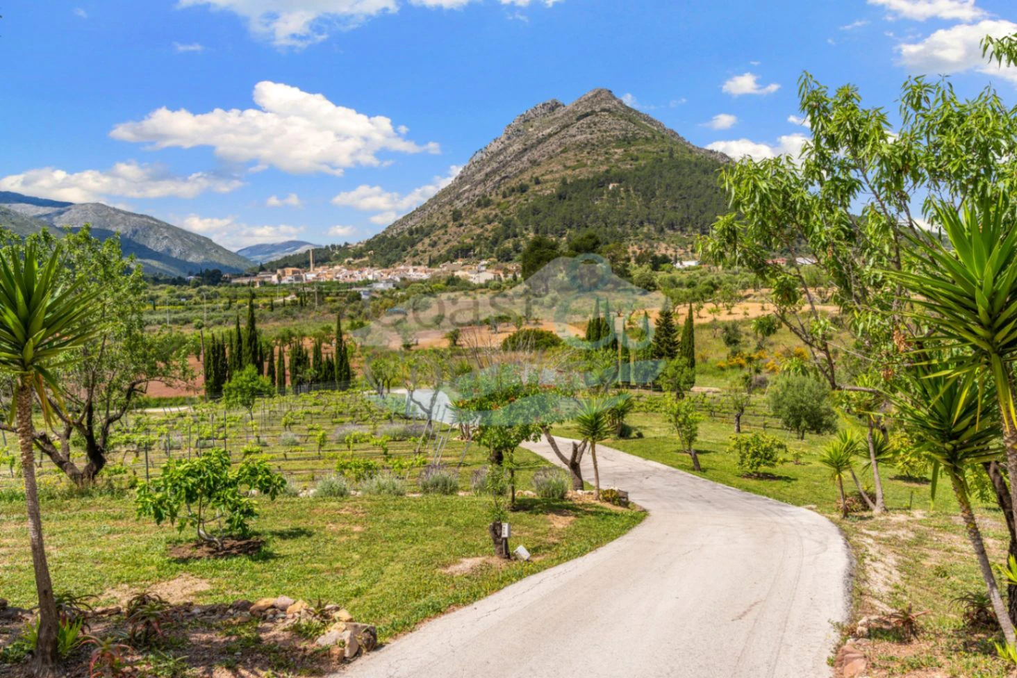 Stunning villa for sale in Murla